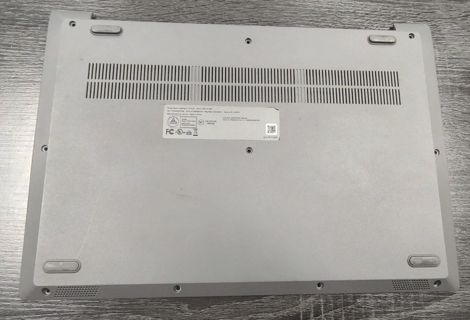 AP1JV000860 OEM LENOVO BASE COVER IDEAPAD 3 15IIL05 81WE (GRD B)(BE63-64-BB35)