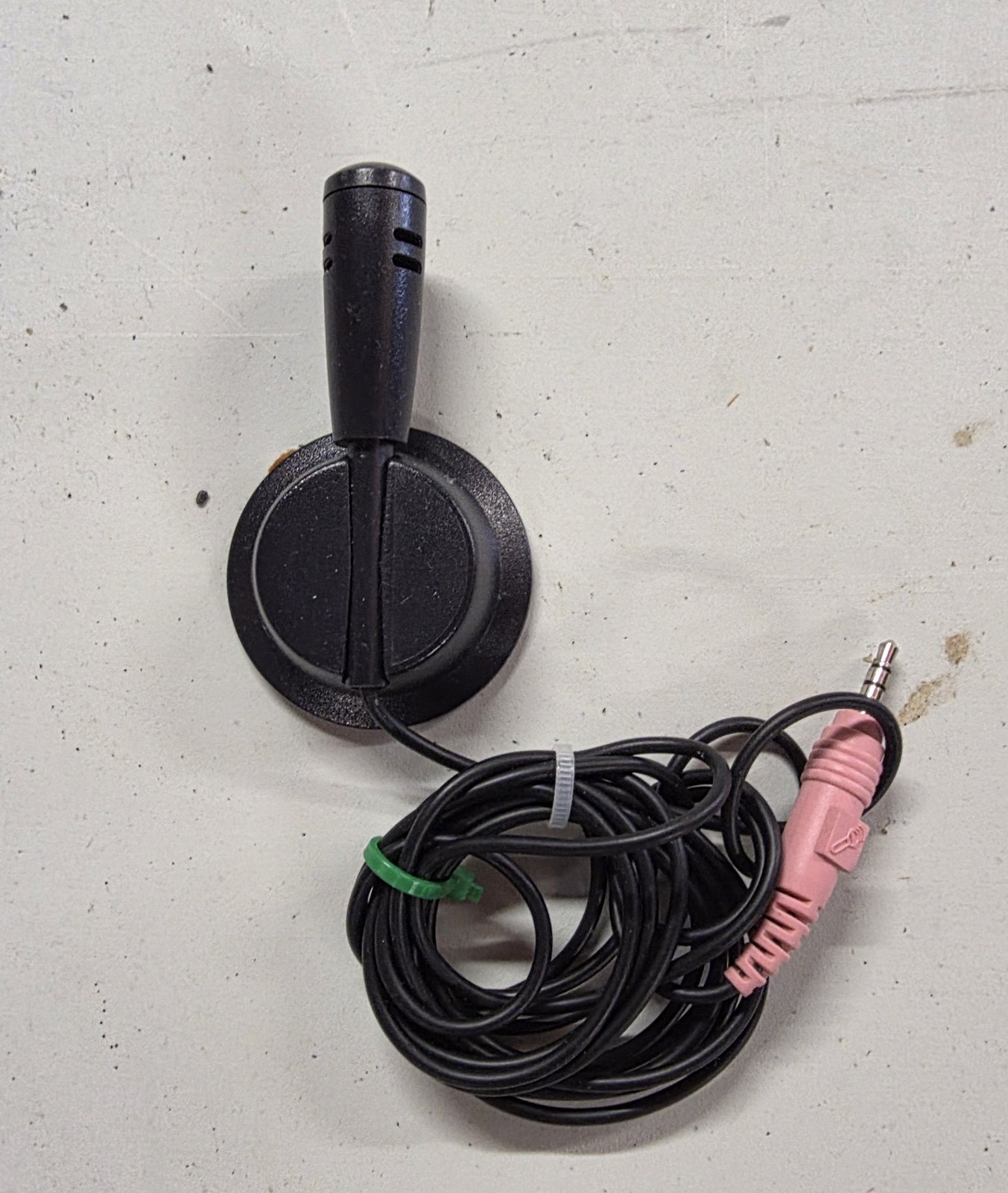 Vintage Compact Computer Microphone  W/ Stand 3.5mm plug tested / working