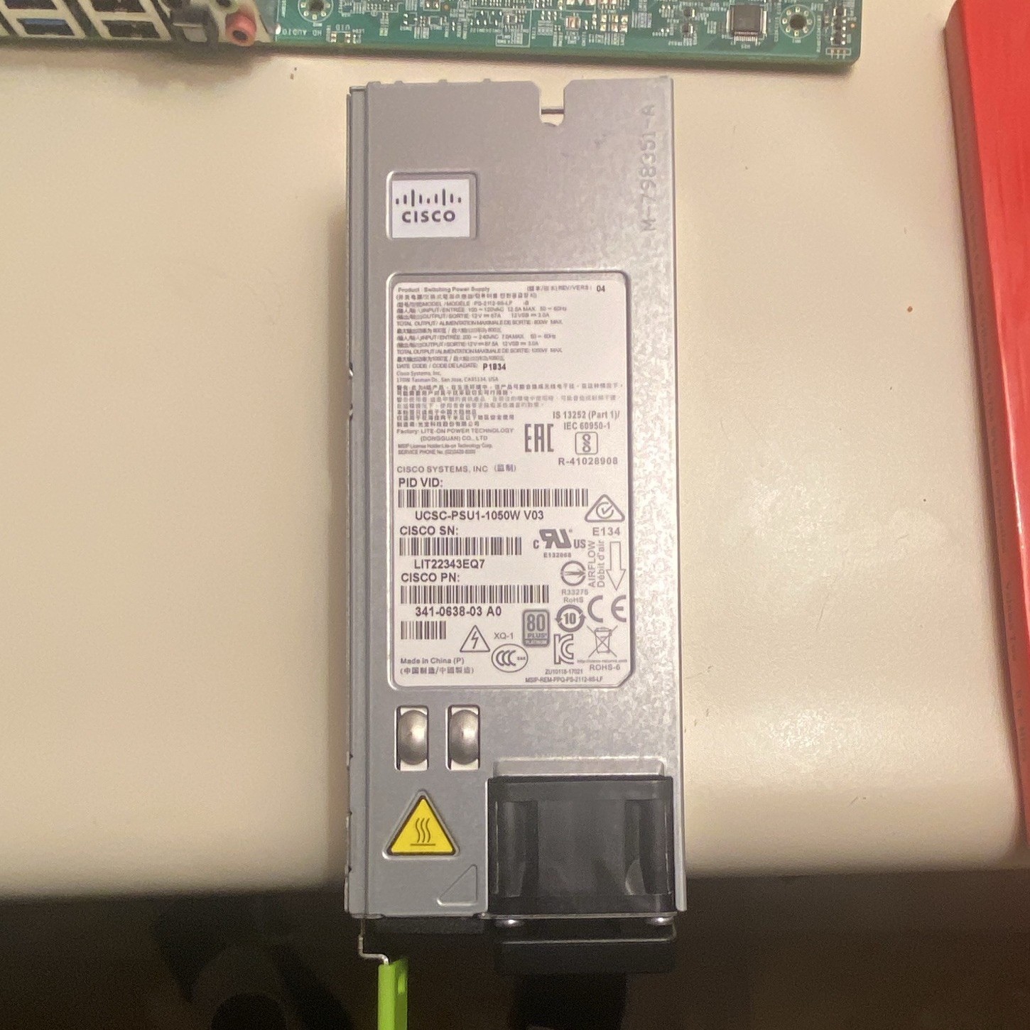 Cisco UCSC-PSU1-1050W 1050W Hot-Swappable Power Supply 341-0683-03