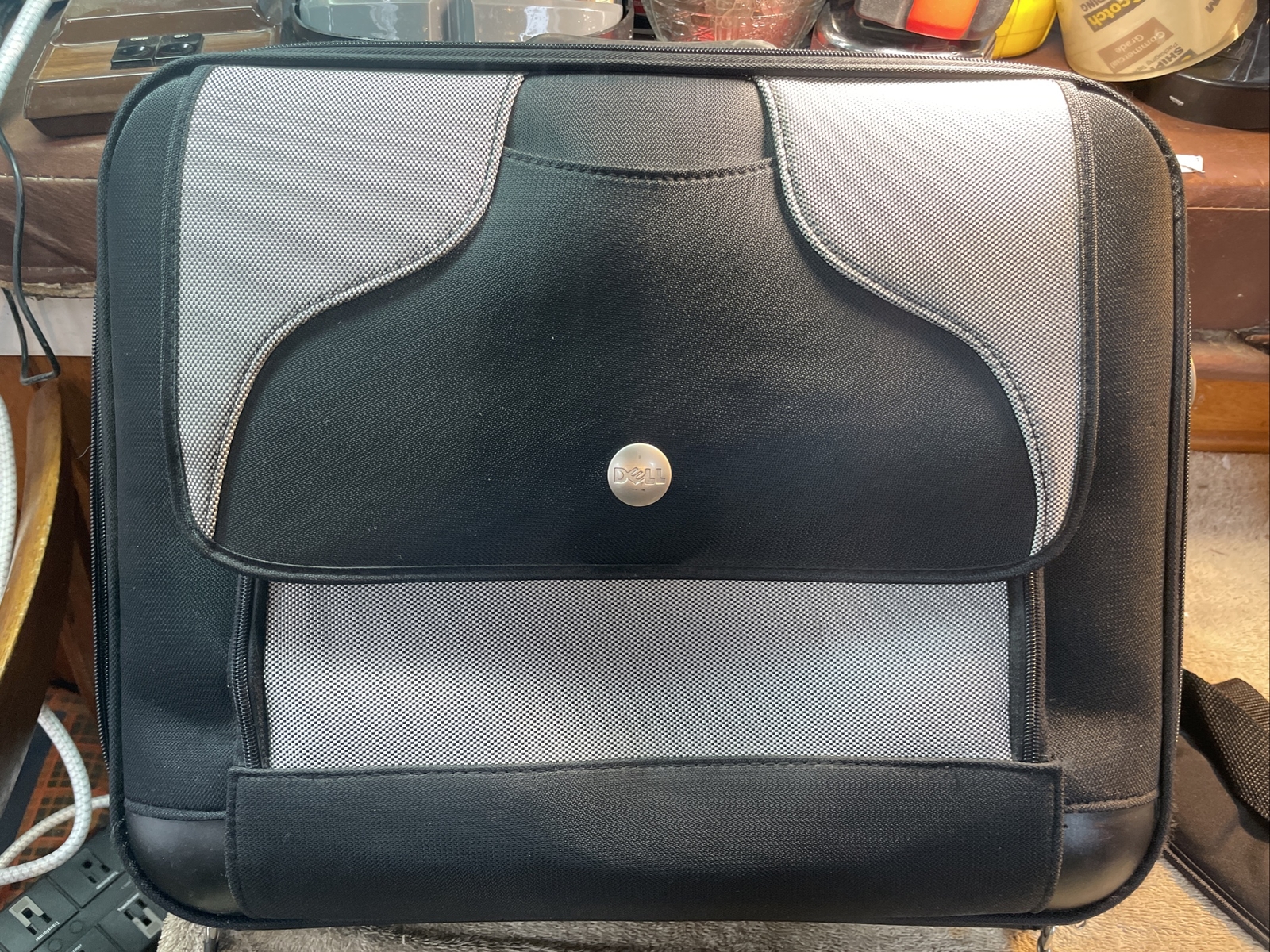 Dell P9103 Deluxe Laptop Computer Carrying Case Bag Shoulder Strap Black