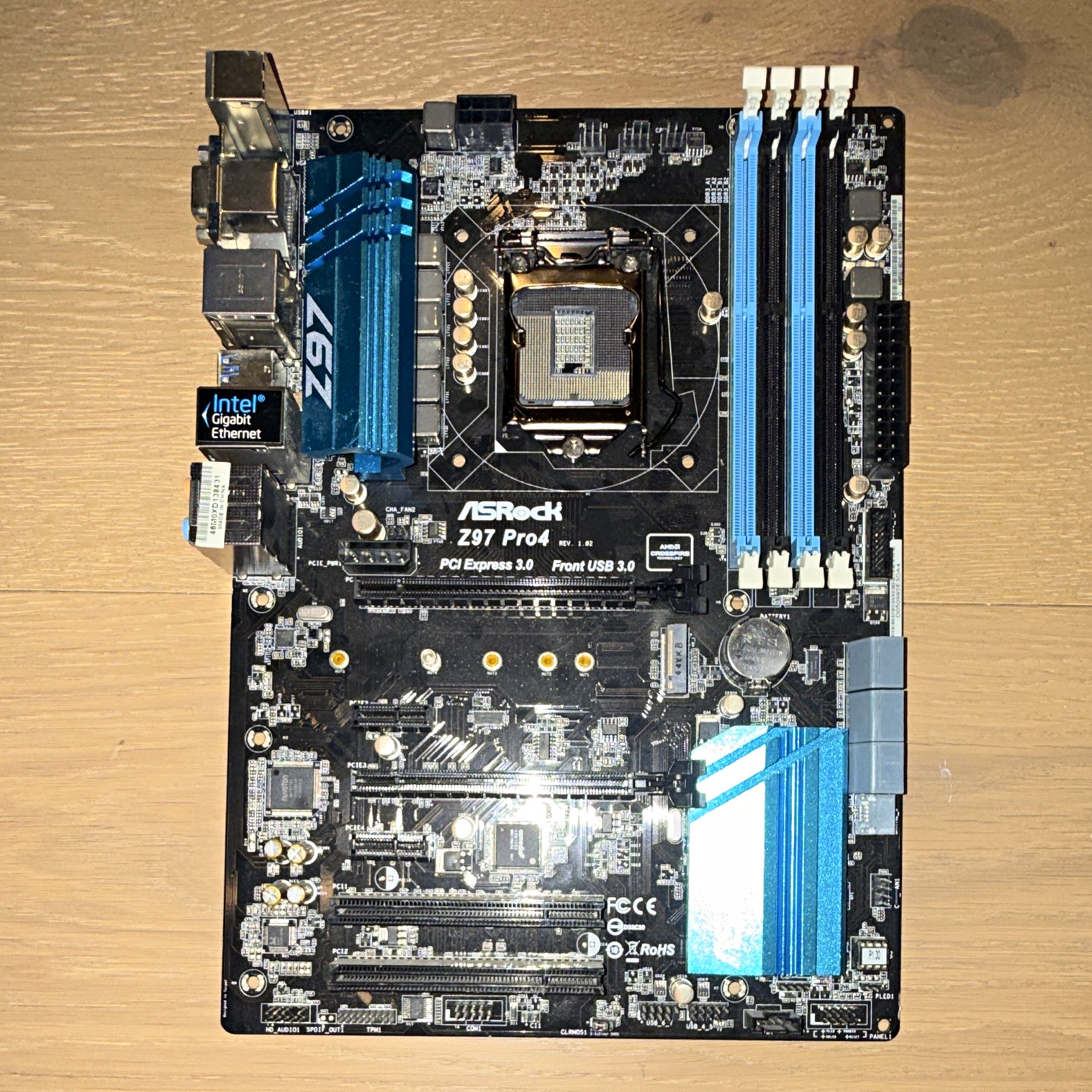 ASRock Z97 Pro4 ATX LGA 1150 DDR3 Motherboard PCIe 3.0 USB 3.0