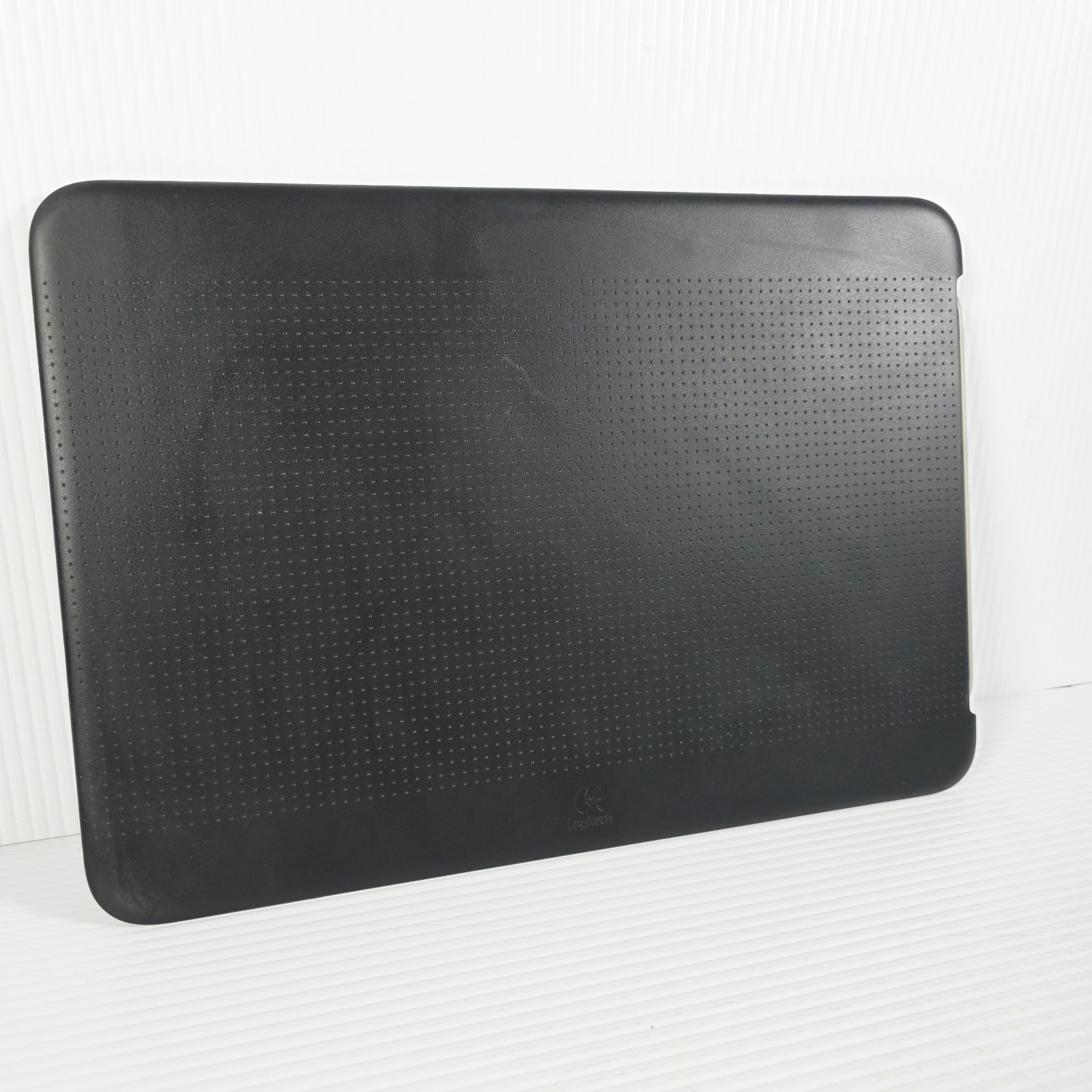 Logitech Portable Lapdesk N315 Mouse Tray - Great Condition 