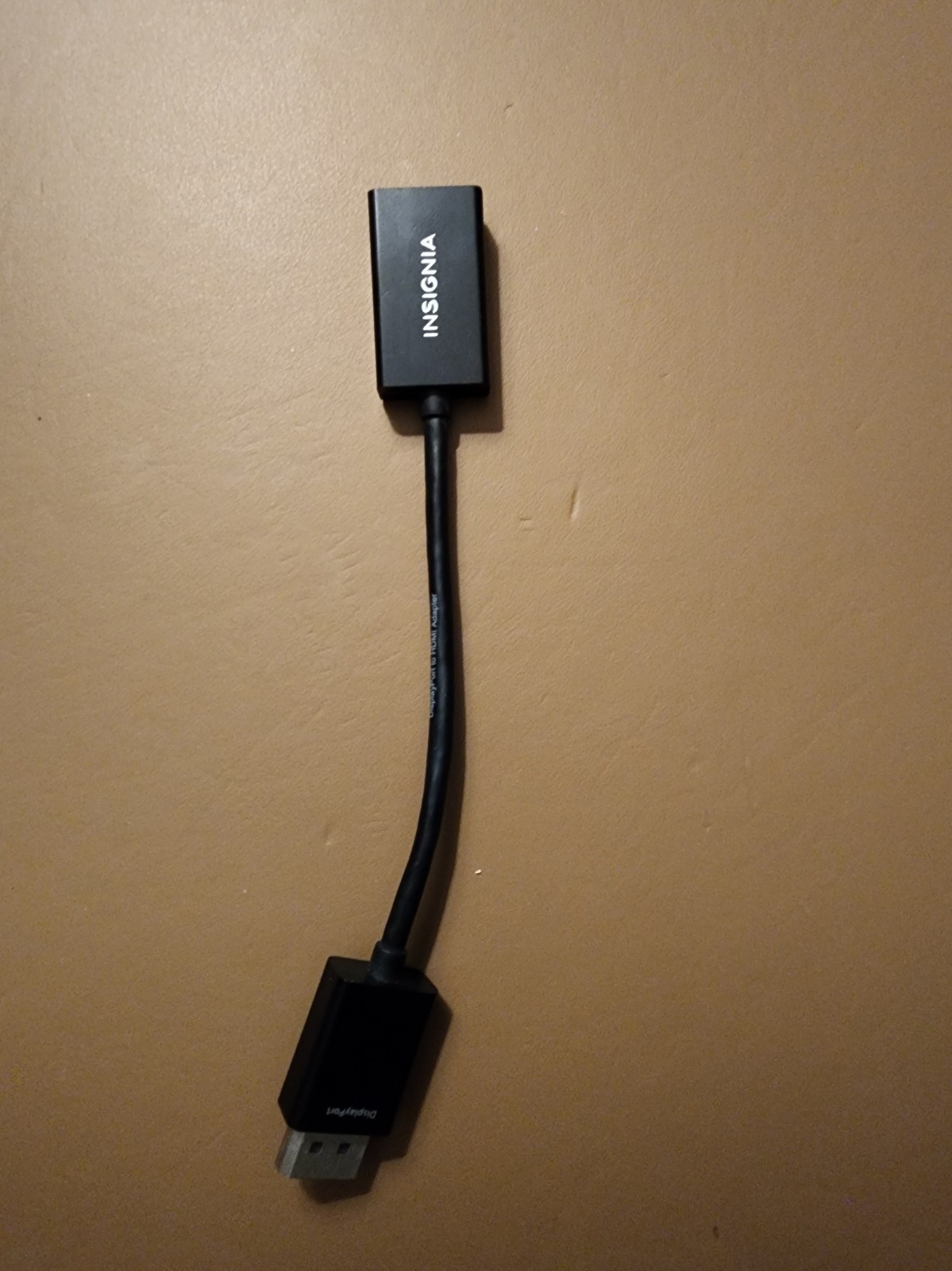 INSIGNIA Display Port to HDMI Adapter