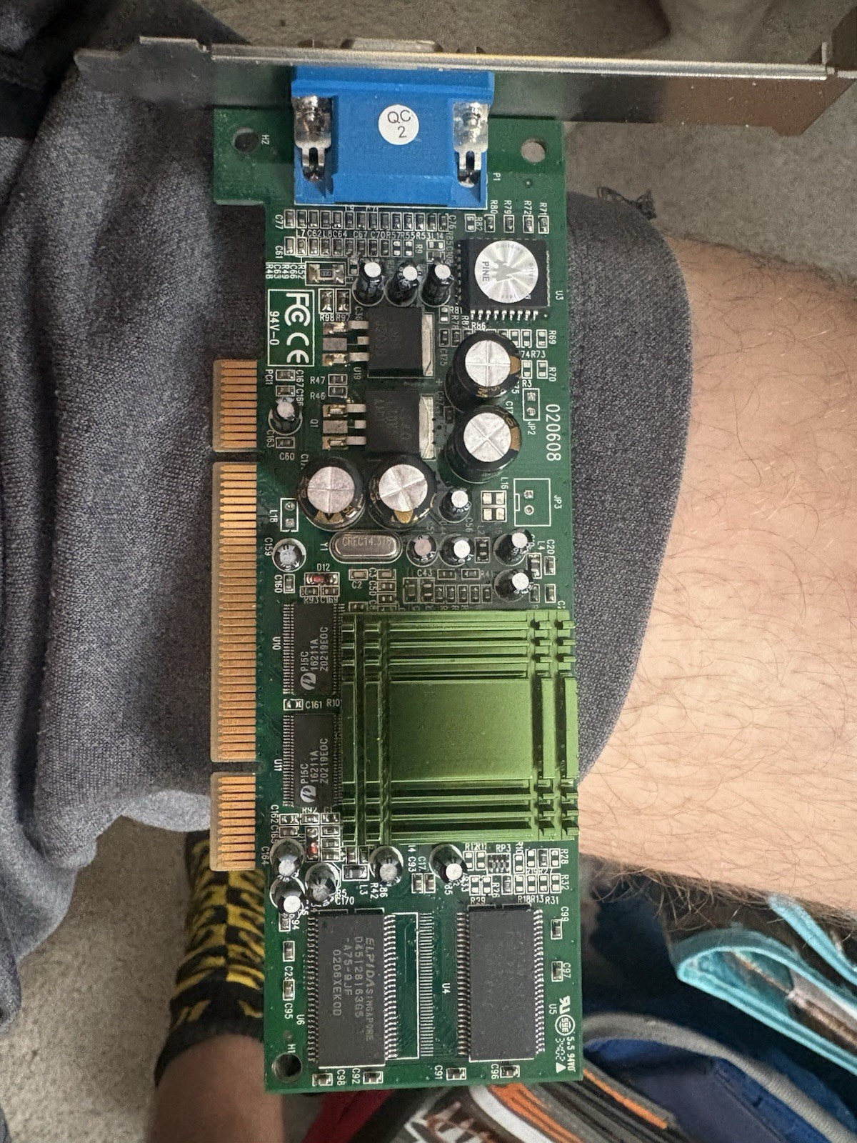 NVIDIA GeForce4 MX 420 graphics card 32MB
