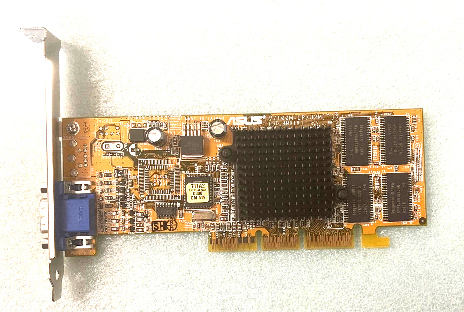 VINTAGE V7100M-LP/32M(T) NVIDIA GEFORCE2 MX200 MAGIC PURE 32 MB AGP VGA MXB185