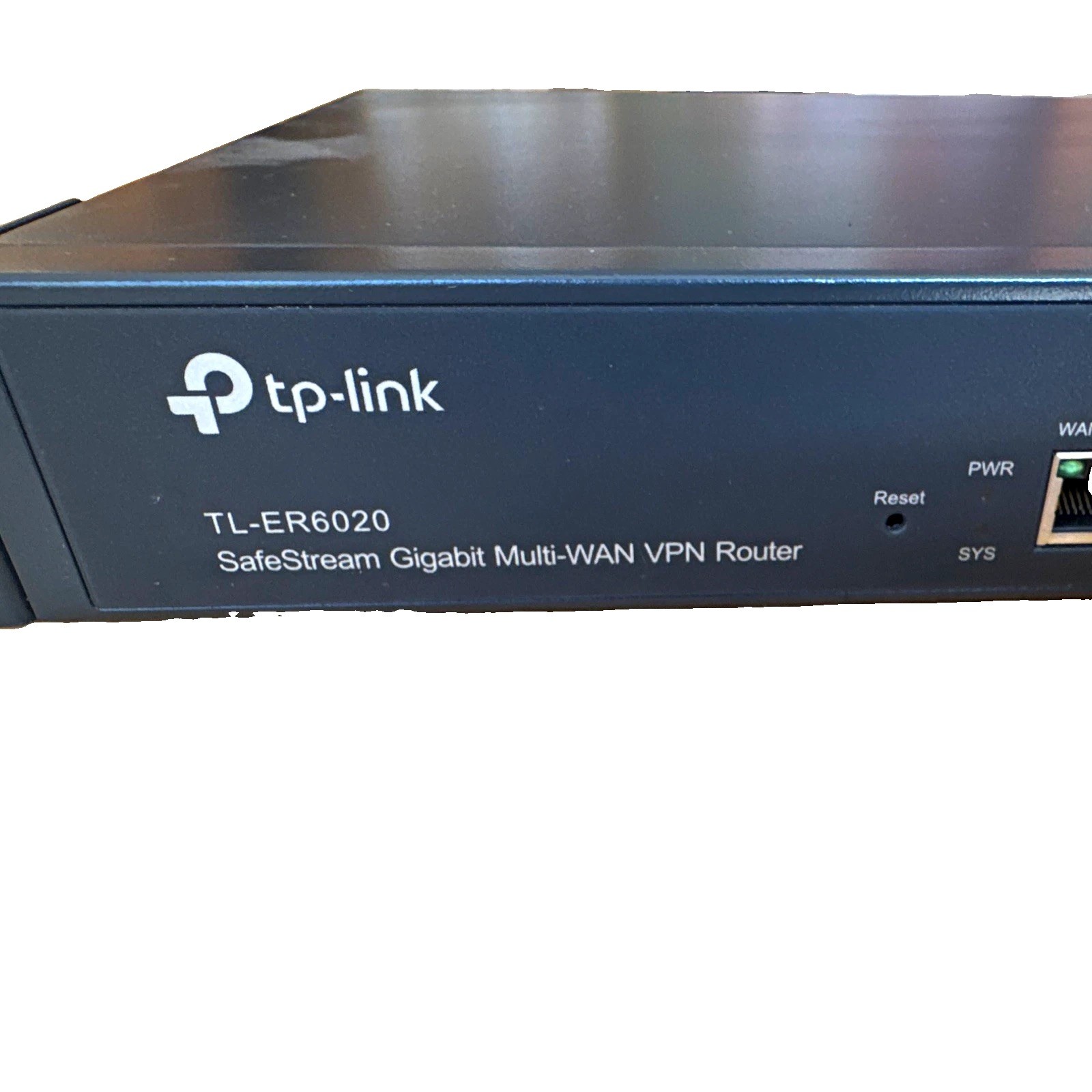 TP-Link TL-ER6020 SafeStream Gigabit Multi-WAN VPN Router Hardware
