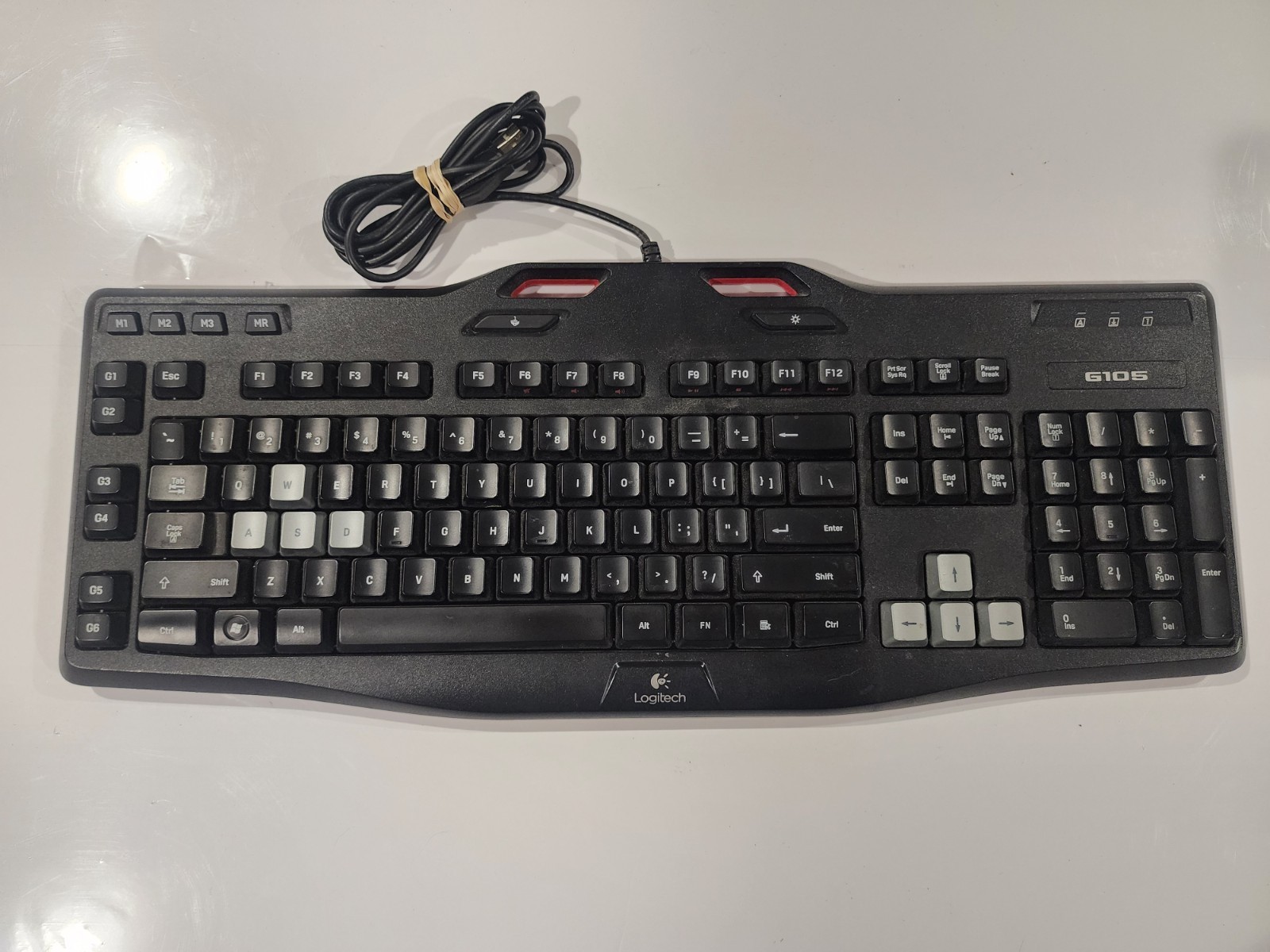 Logitech G105 Wired Gaming Keyboard LED Backlit, Programmable, Black/Red *SEE*