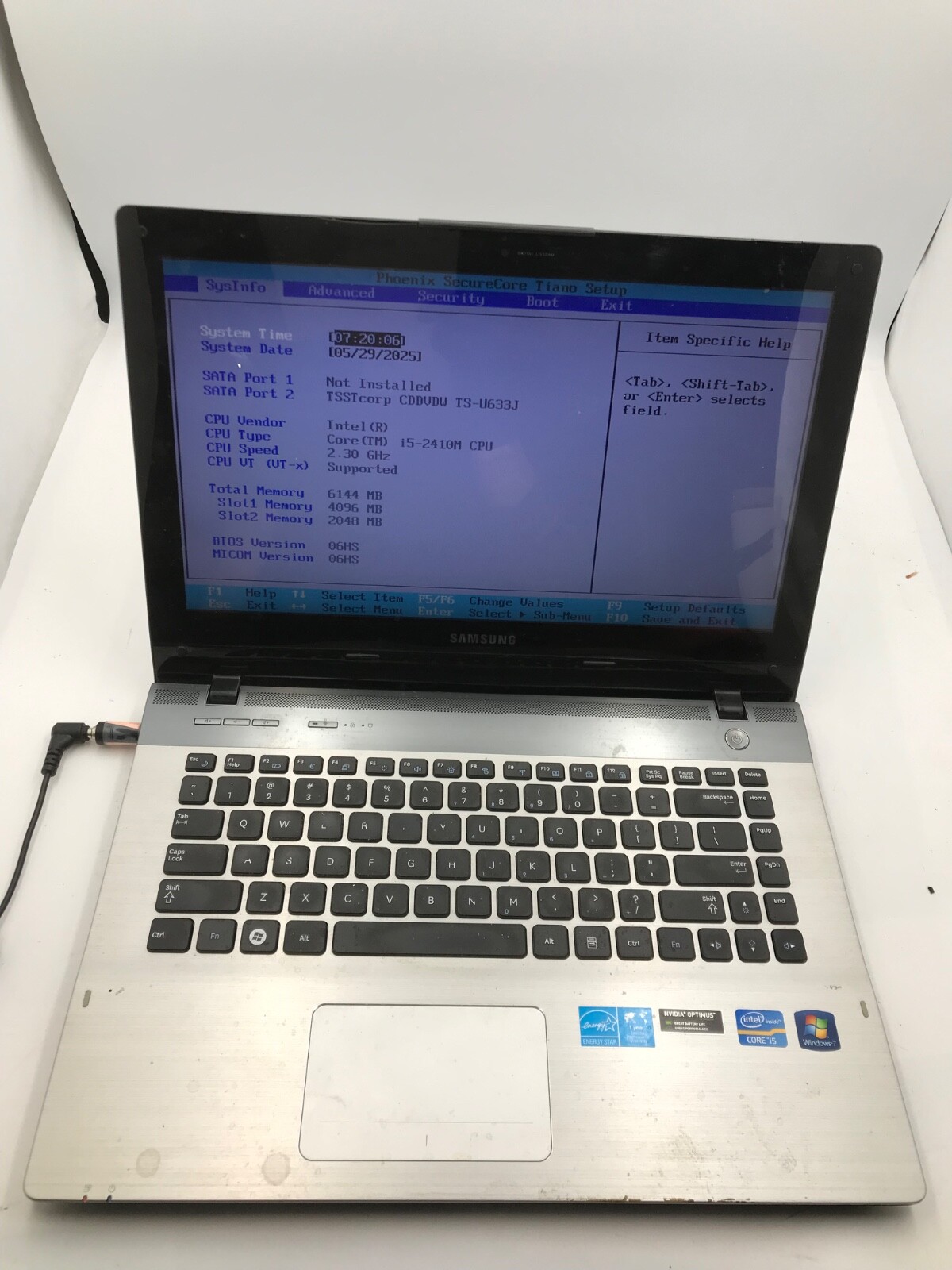 Samsung QX411 14" Laptop Intel Core i5-2410M NVIDIA Optimus 6Gb RAM NO HDD- MZ