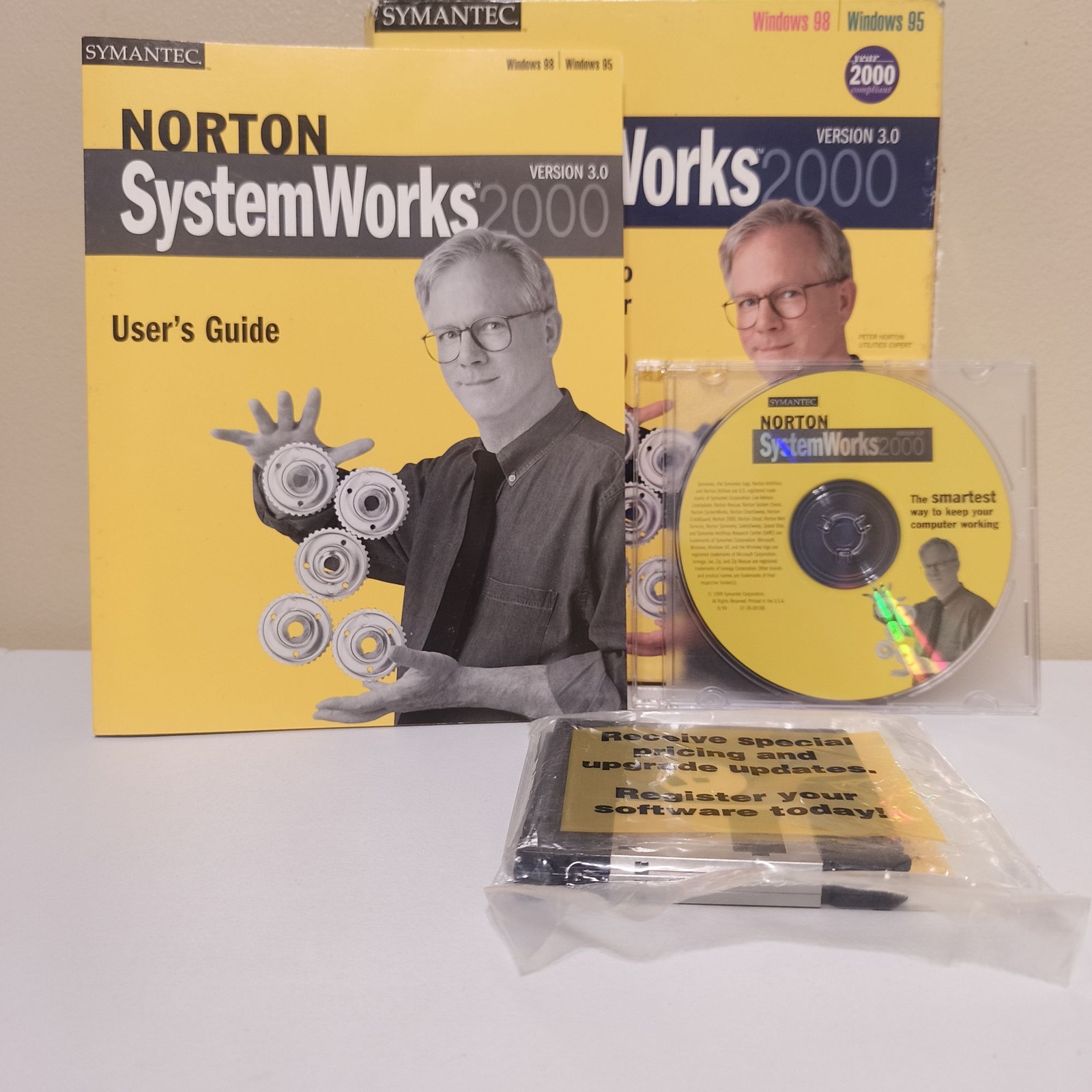 Norton SystemWorks 2000 Version 3.0 Symantec Win 98 & 95 CD Rom and Floppy Disks