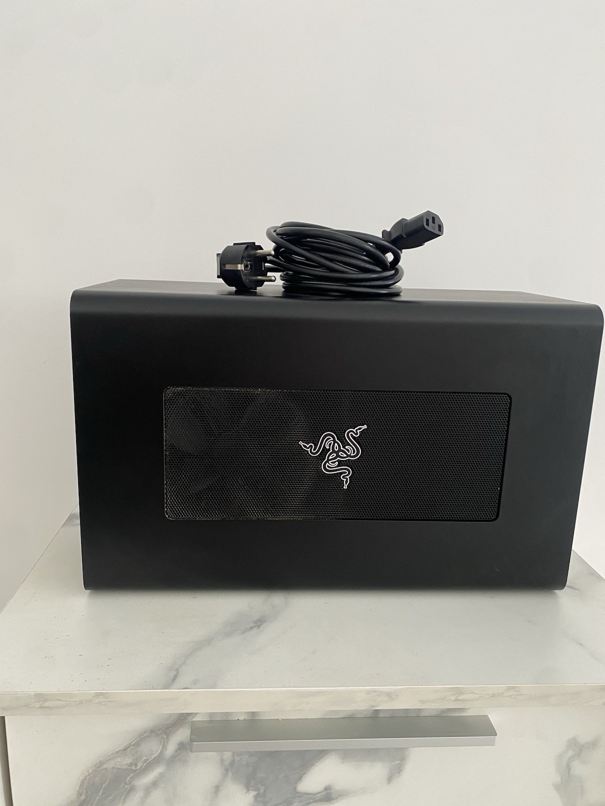 Razer Core X Chroma eGPU Thunderbolt 3 + AMD Radeon RX 5700 XT 8GB - Tested