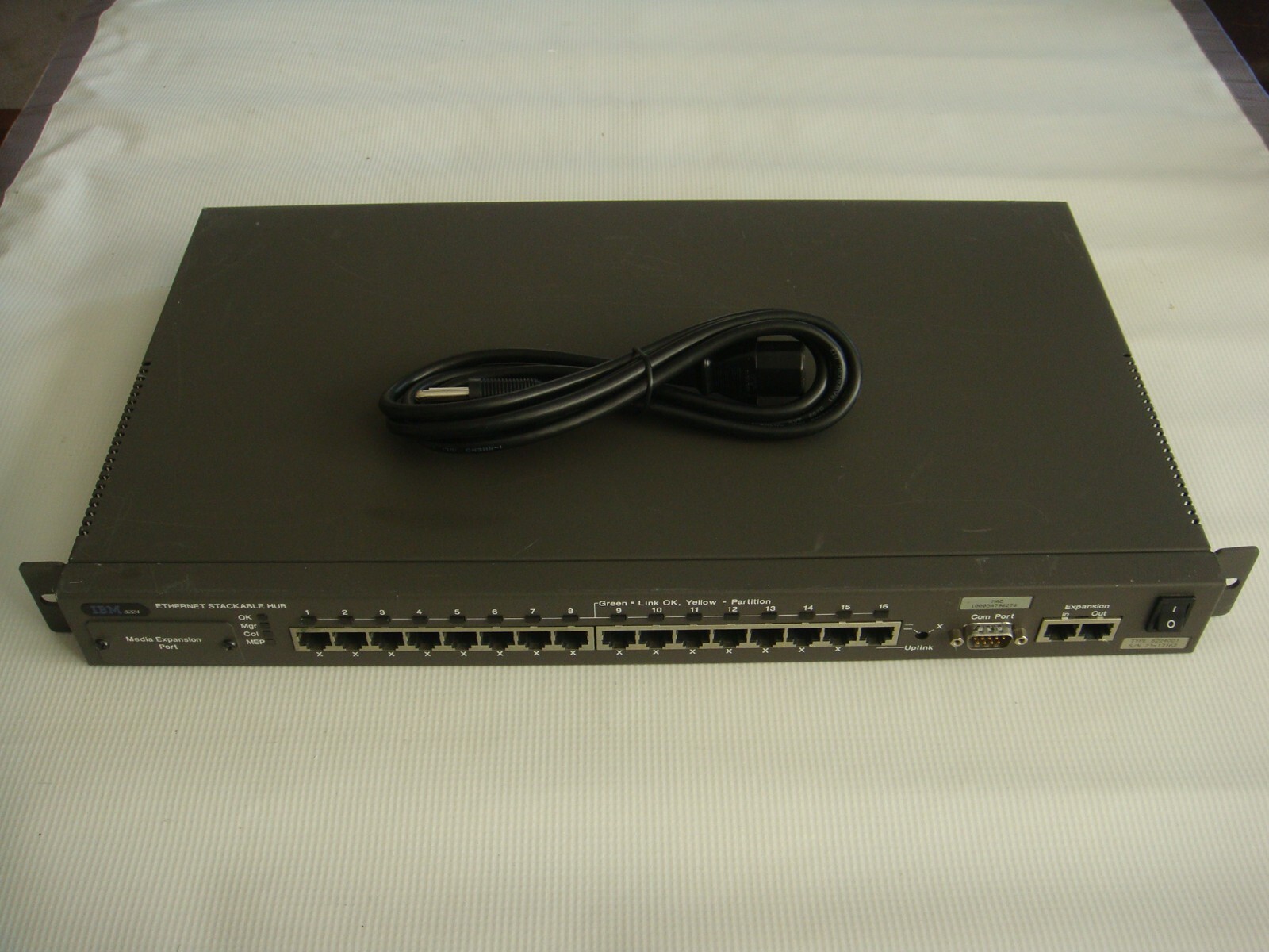 IBM 8224 Ethernet Stackable Hub.