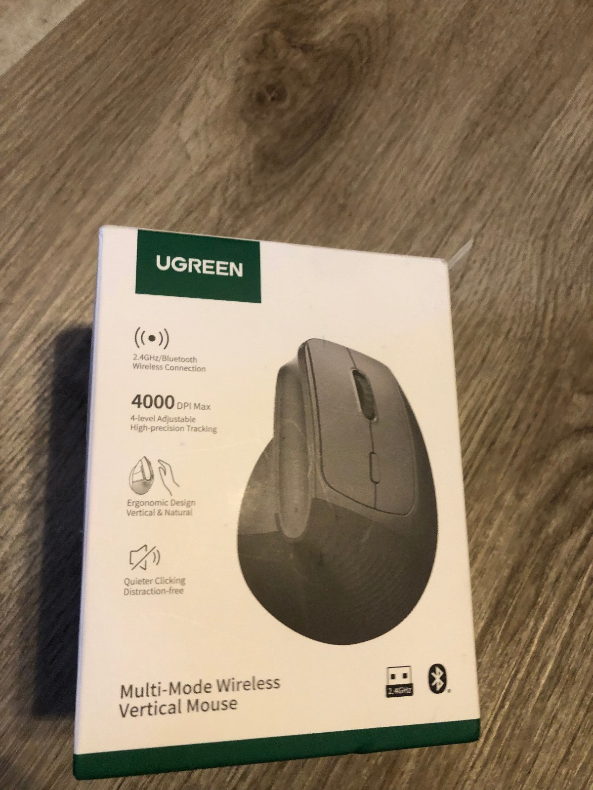 UGREEN Multi-Mode Wireless Vertical Mouse Black 4000DPI 2.4Ghz Bluetooth