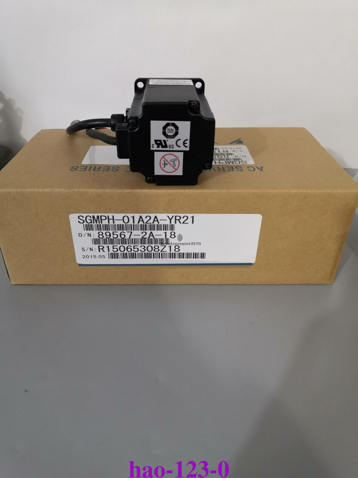 1PC Yaskawa SGMPH-01A2A-YR21 Servo Motor New In Box 1 Year Warranty(DHL/FedEx)