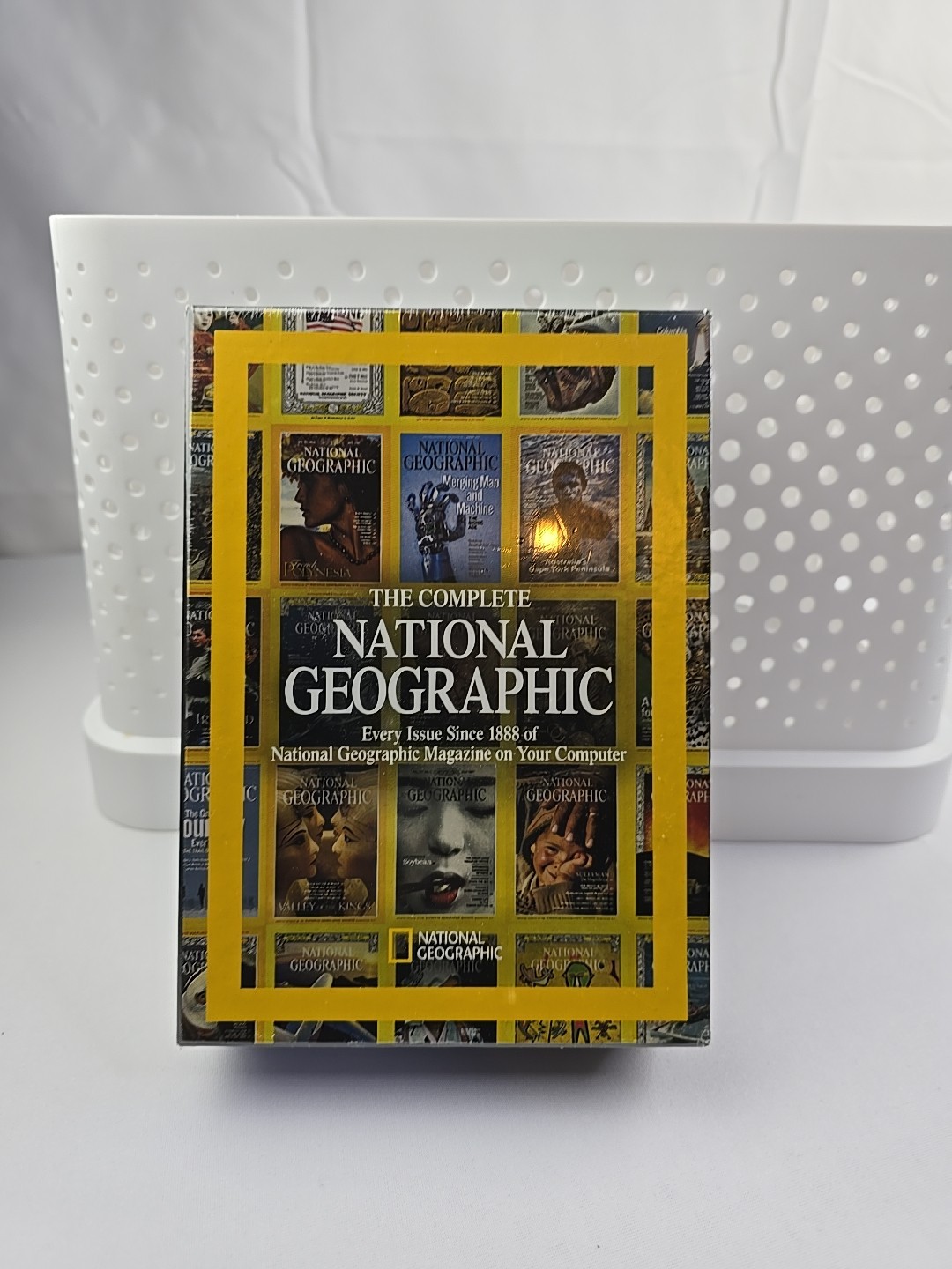 The Complete National Geographic DVD-ROM Collection (model 2003060) New