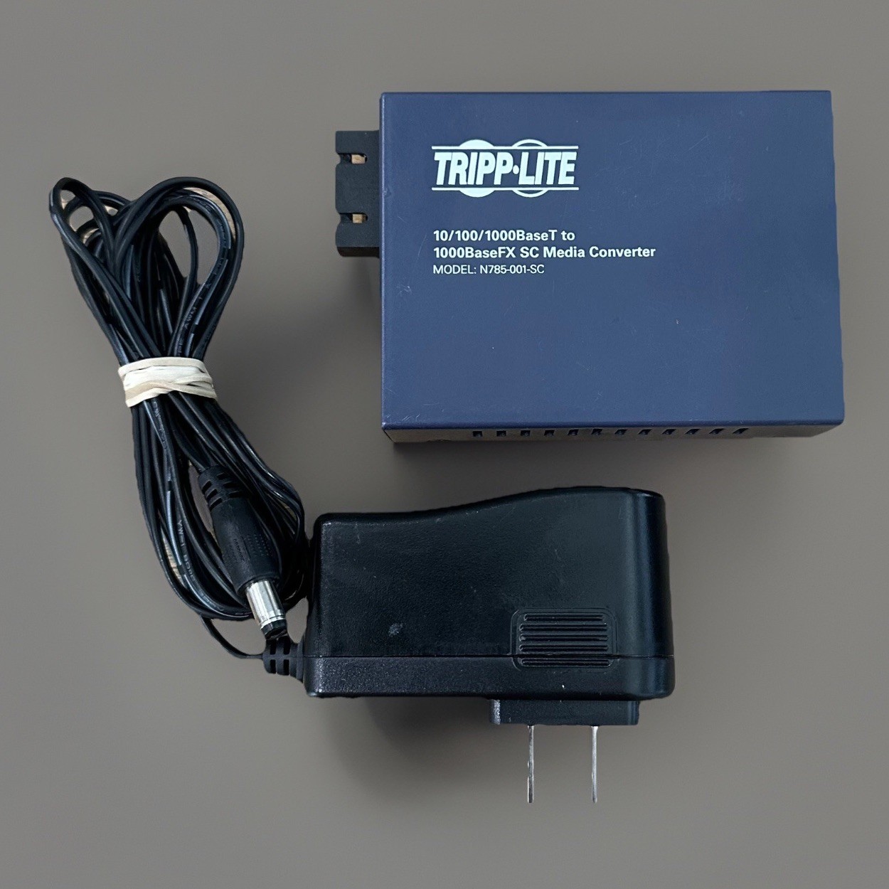 Tripp-Lite 10/100/1000bBaseT to 1000BaseFX SC Media Converter N785-001-SC