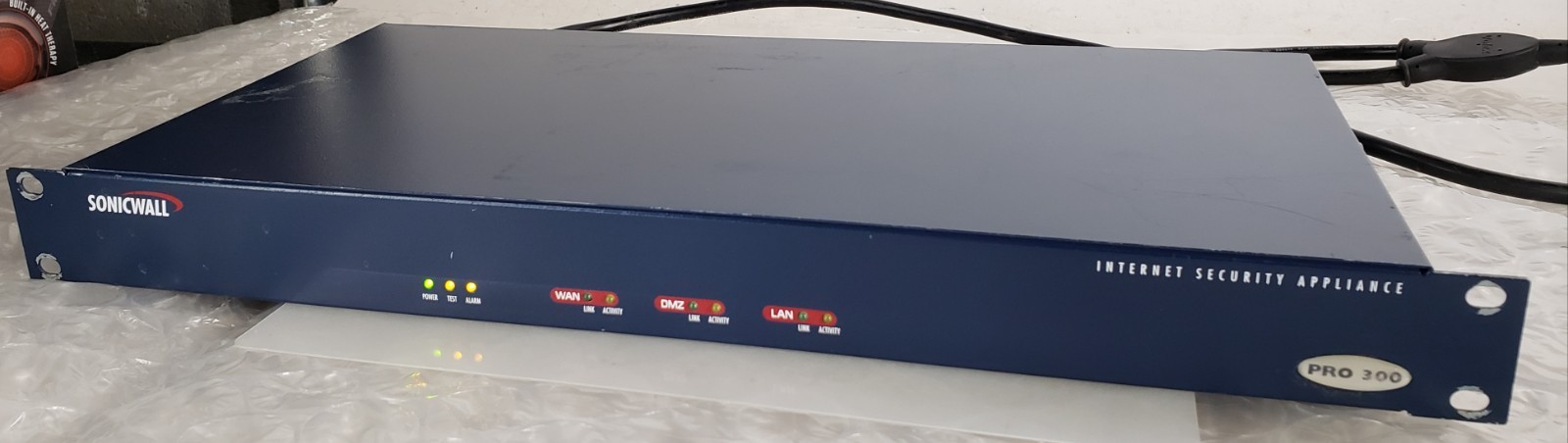 SonicWALL PRO 300 1RK05-015 Internet Security Appliance w/ Cord