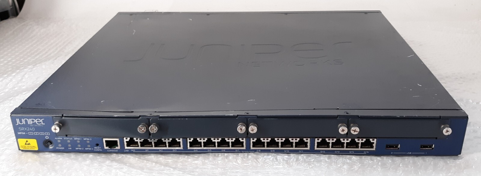 Juniper Networks SRX240H-DC 16-Port Security Gateway Appliance