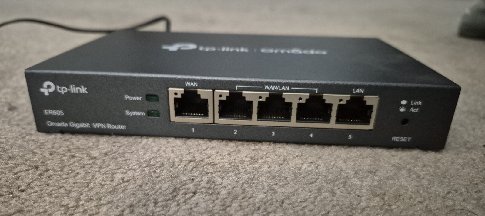 TP LINK Omada Gigabit  VPN Router ER605 Tested Working