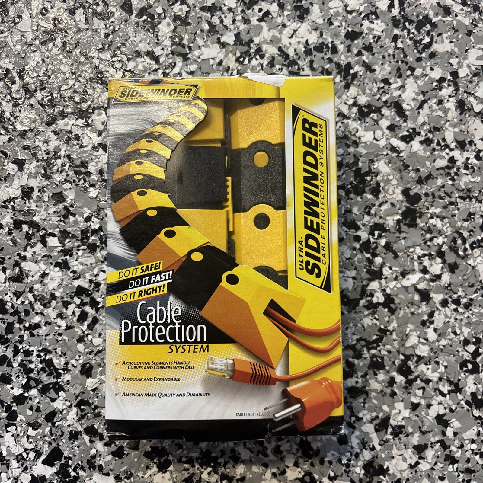 ULTRATECH 1800 Cable Protector,Drop Over,1 Channel,3ft. 14N916