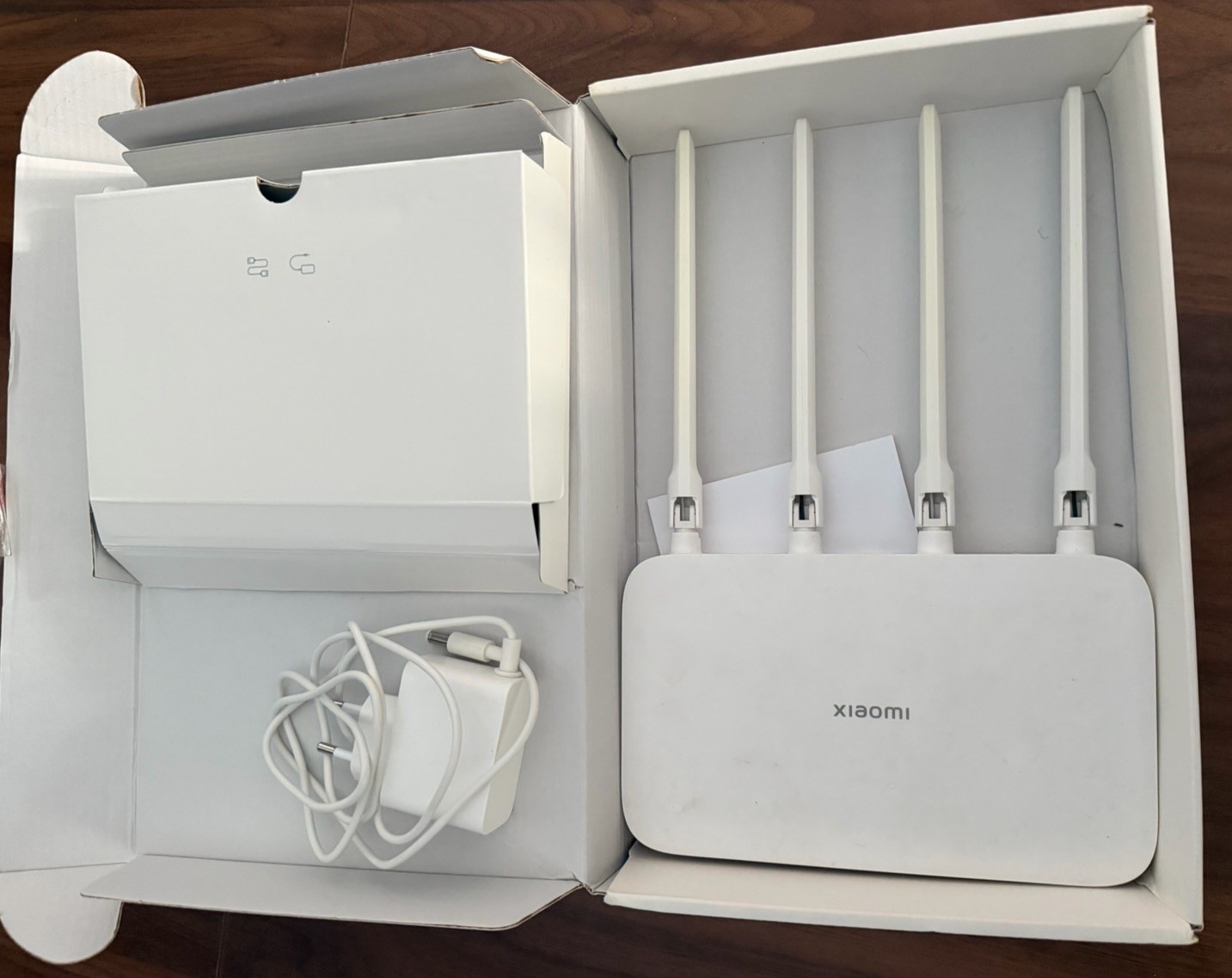 Xiaomi Mi 4C Global WIFI Wireless Router 300Mbps 802.11 2.4G APP Control