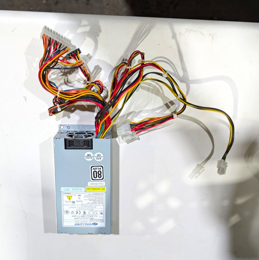 Sparkle Power SPI220LE ATX 250W PSU 80 PLUS Active PFC 24-Pin SATA