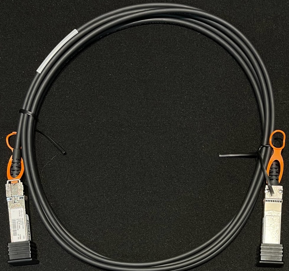 Dell/Cisco 3 Meter 9.8ft 10GbE SFP+ Direct Attach Cable / DAC-SFP-10G-3M / J564N