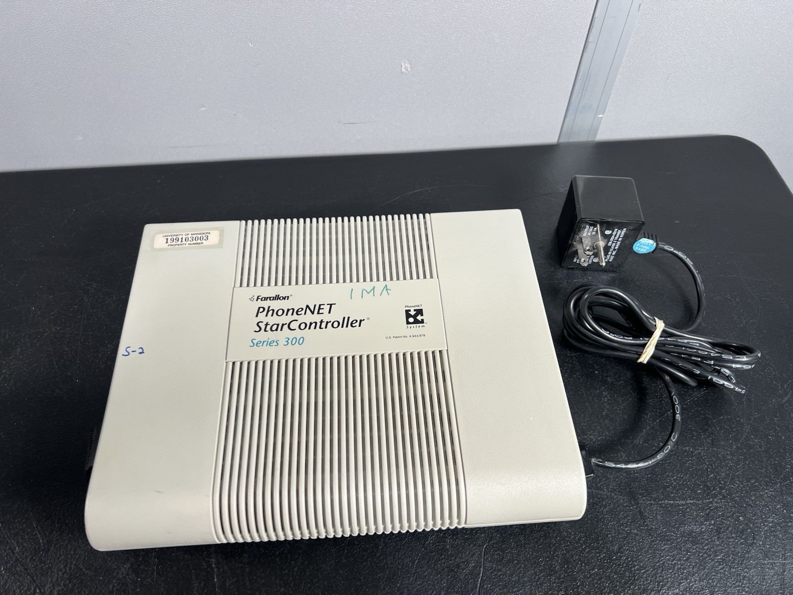 Farallon PhoneNET StarController Series 300 PN30709983