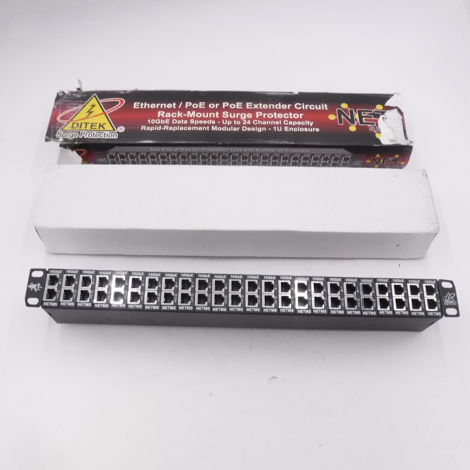 Ditek DTK-RM24NETS 24 Port Rack Mount Network Surge Protector