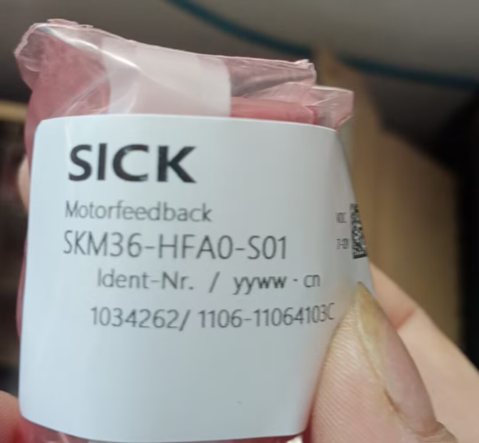 1PC NEW SICK SKM36-HFA0-S01 Encoder fedex or DHL