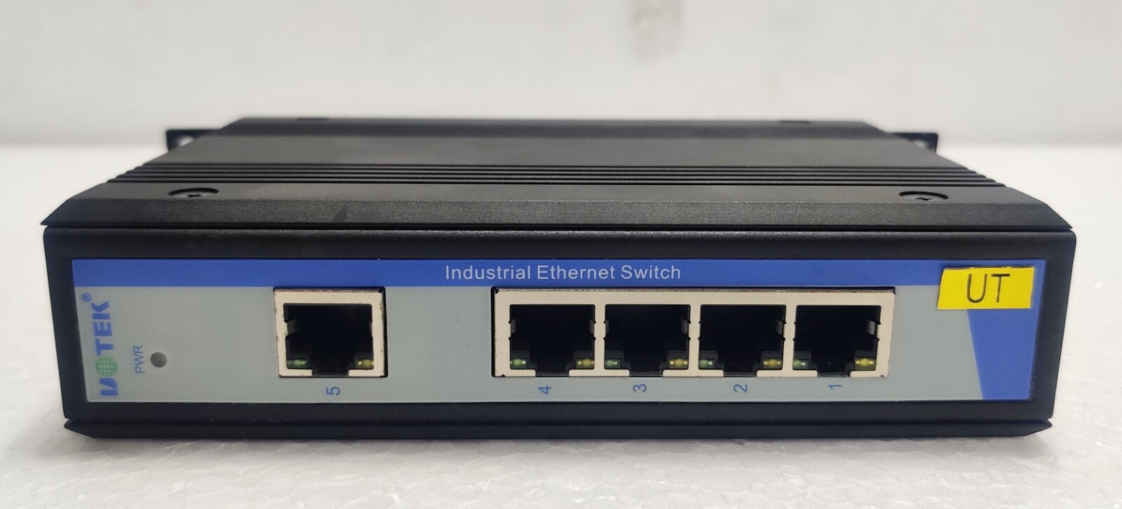 UOTEK UT-6405 Industrial Ethernet Switch