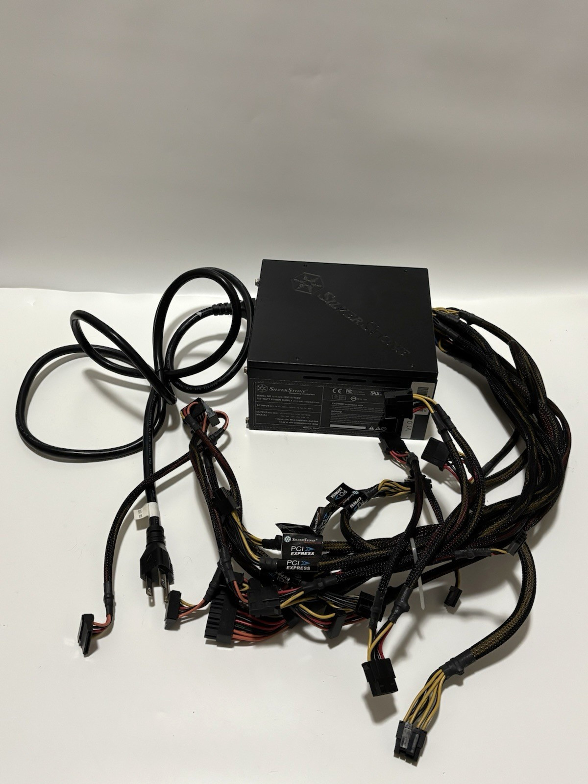 Silverstone SST-ST75 EF 750w Power Supply