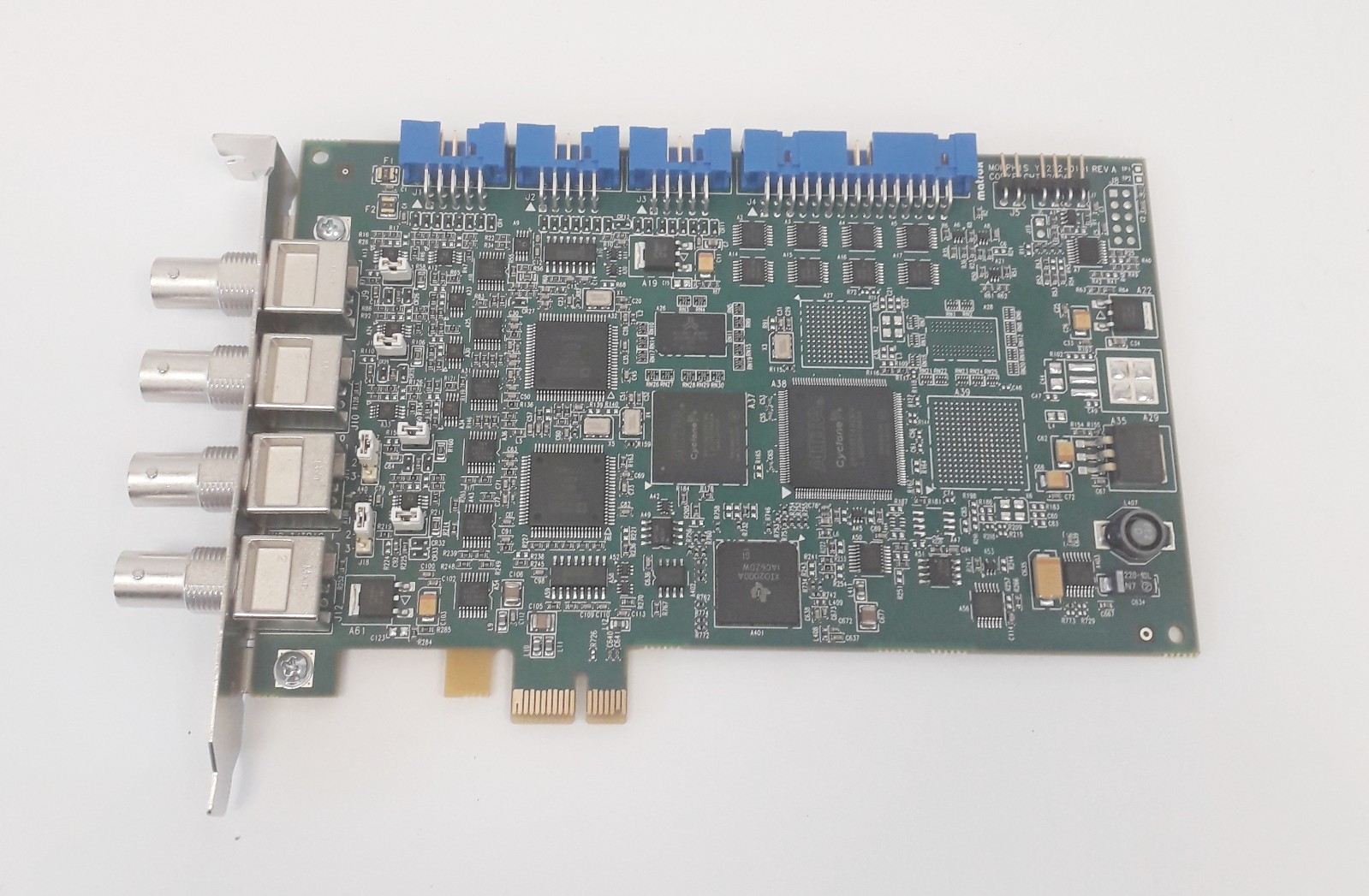 Matrox  MOR2VDE/84