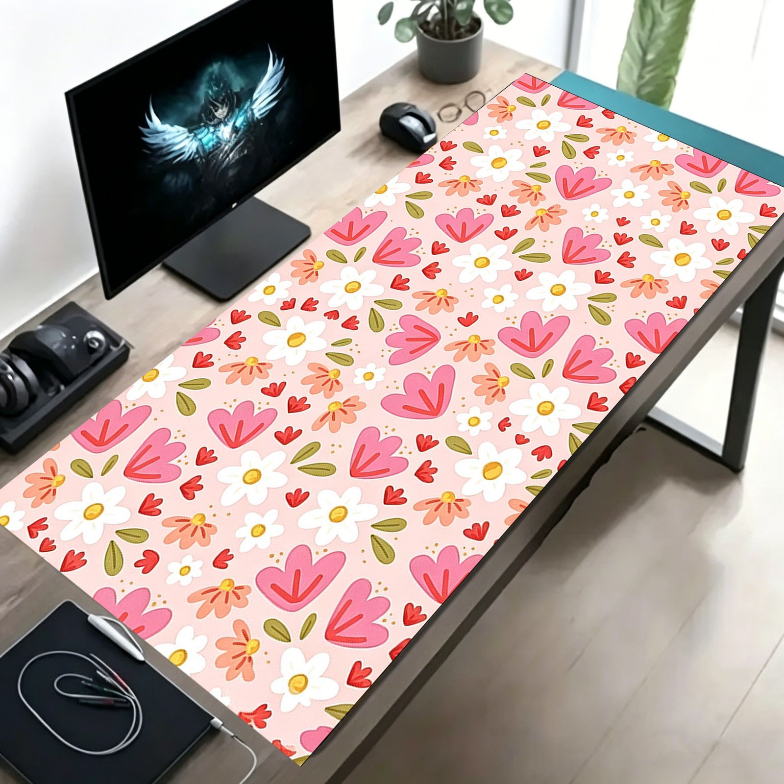 1pc Pink Cute Little Flower Pattern - Extended Gaming Mouse Pad and PC Desktop