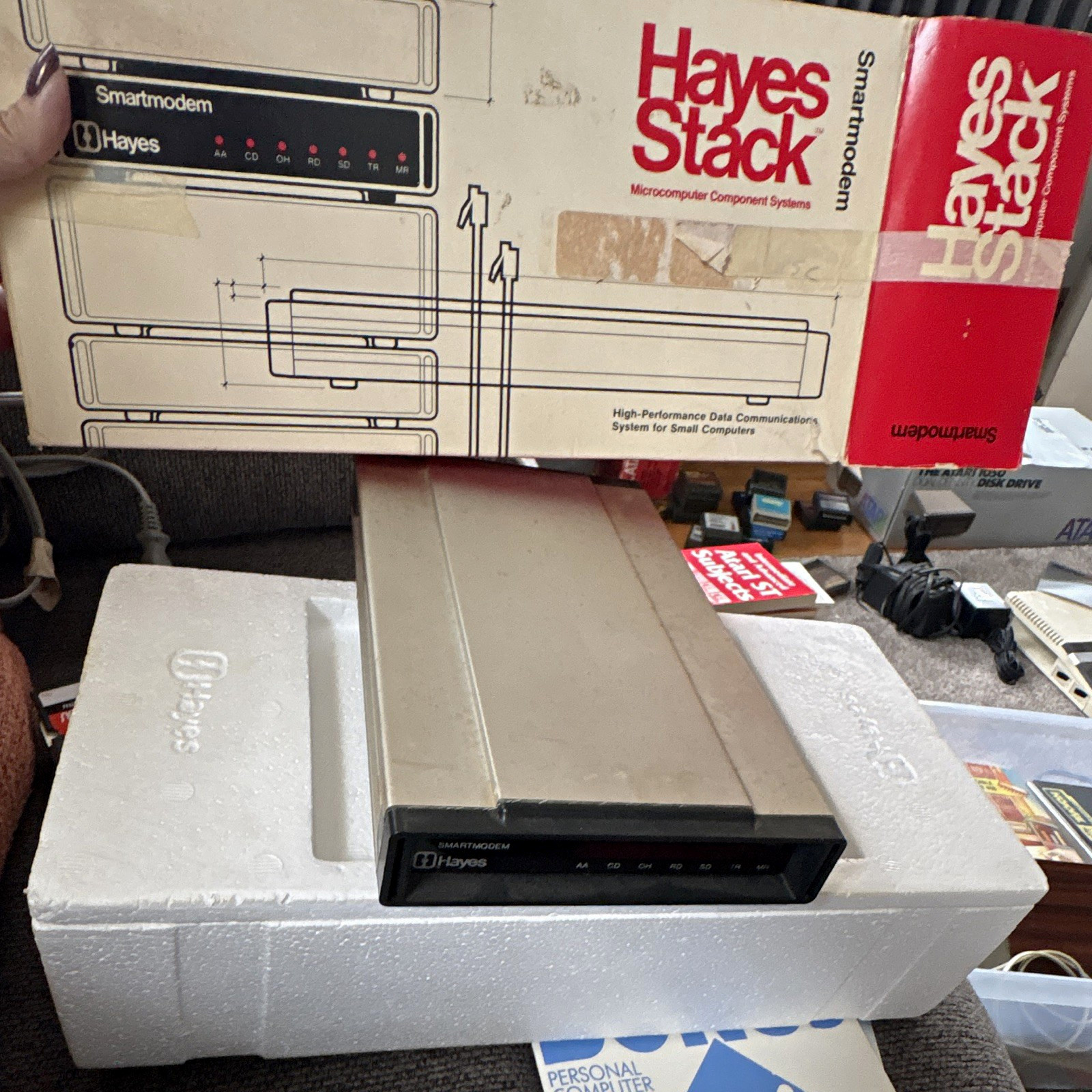 Hayes Smartmodem External Dial-Up Modem 300 bps RS-232 RJ-11 w/ Box MANUAL 
