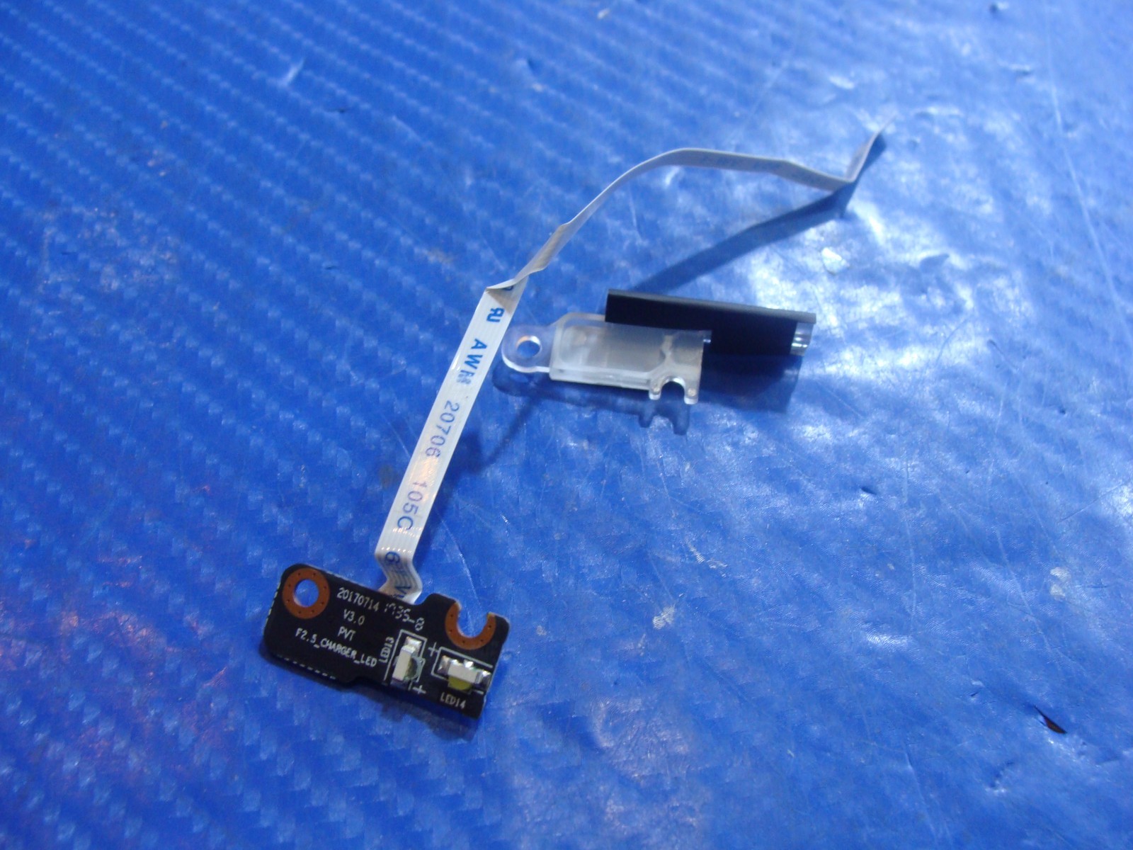 Razer Blade Pro 17" RZ09-0220 Genuine Laptop  LED Board w/ Cable GLP*