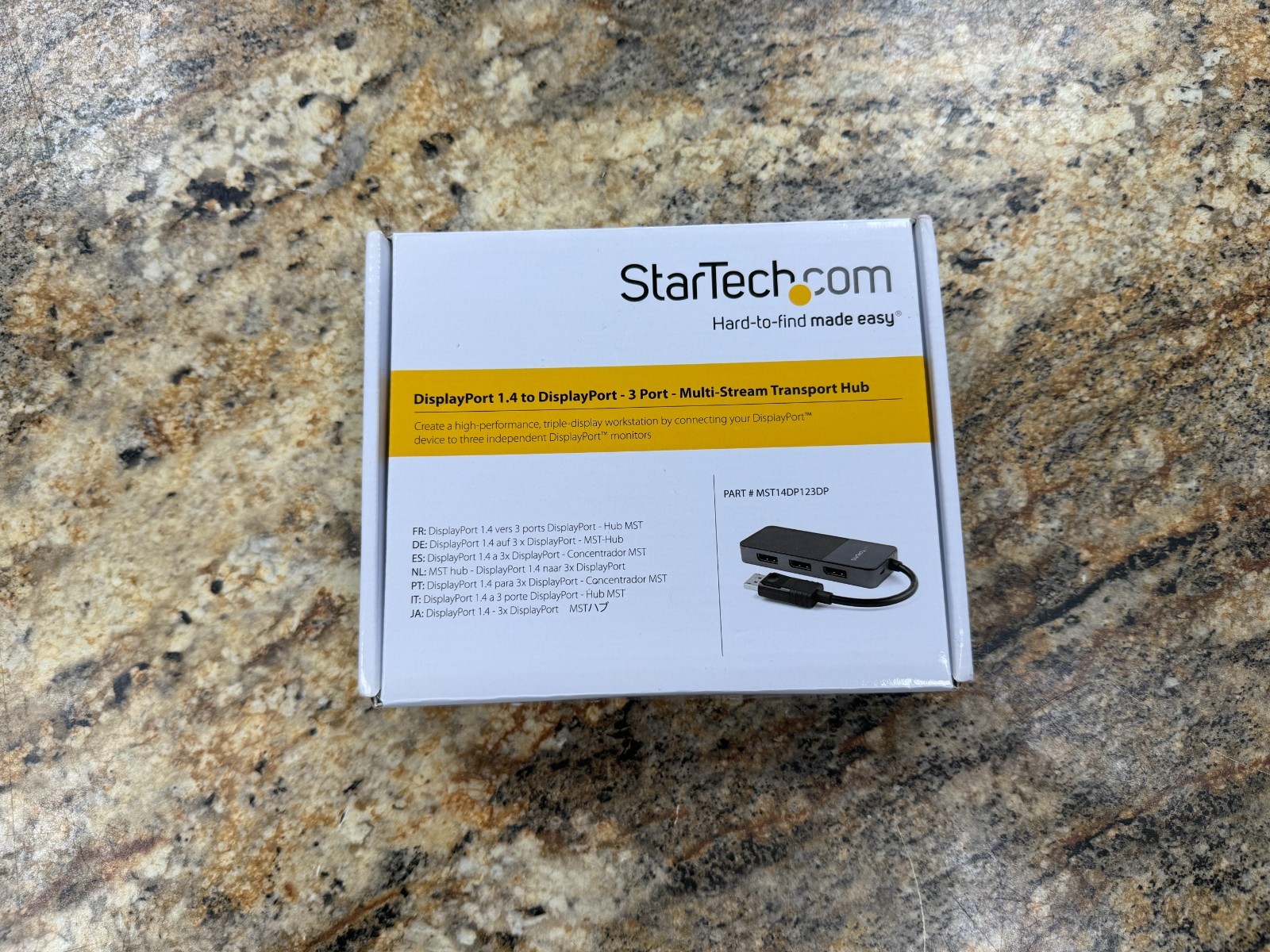 StarTech 3-Port Multi-Monitor Adapter 4K DisplayPort 1.4 3-Splitter MST14DP123DP