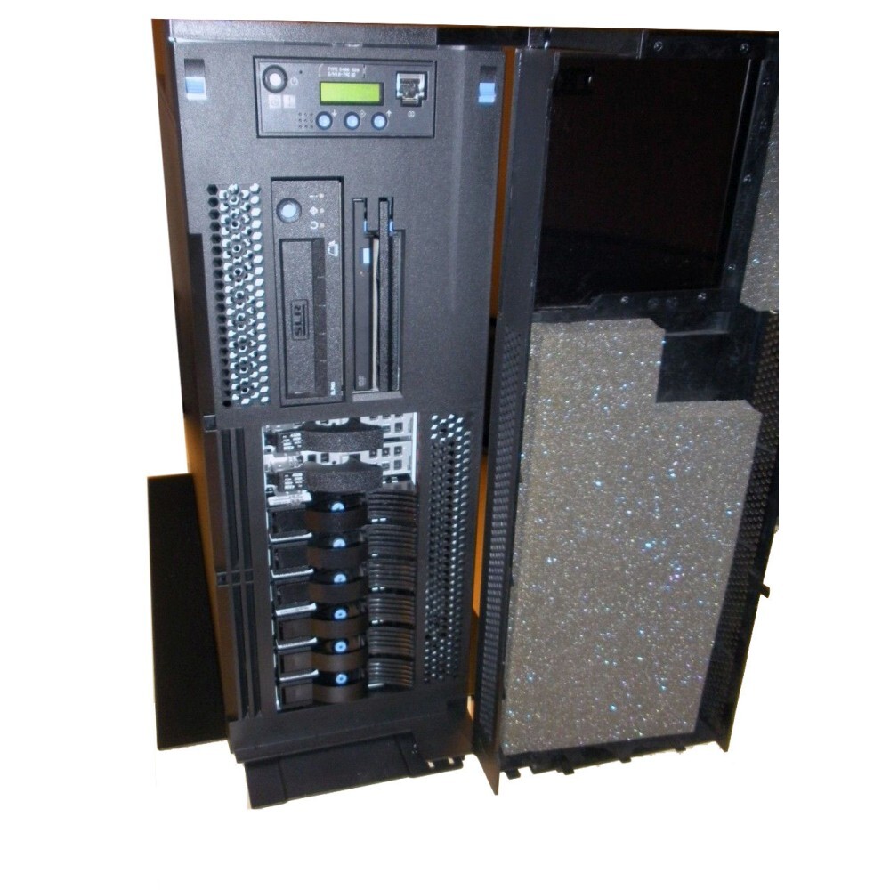 IBM Server 9406-520 0902 7459 Power5 1.5GHz, 4GB, 2x 35GB, 30GB Tape, OS 6.1