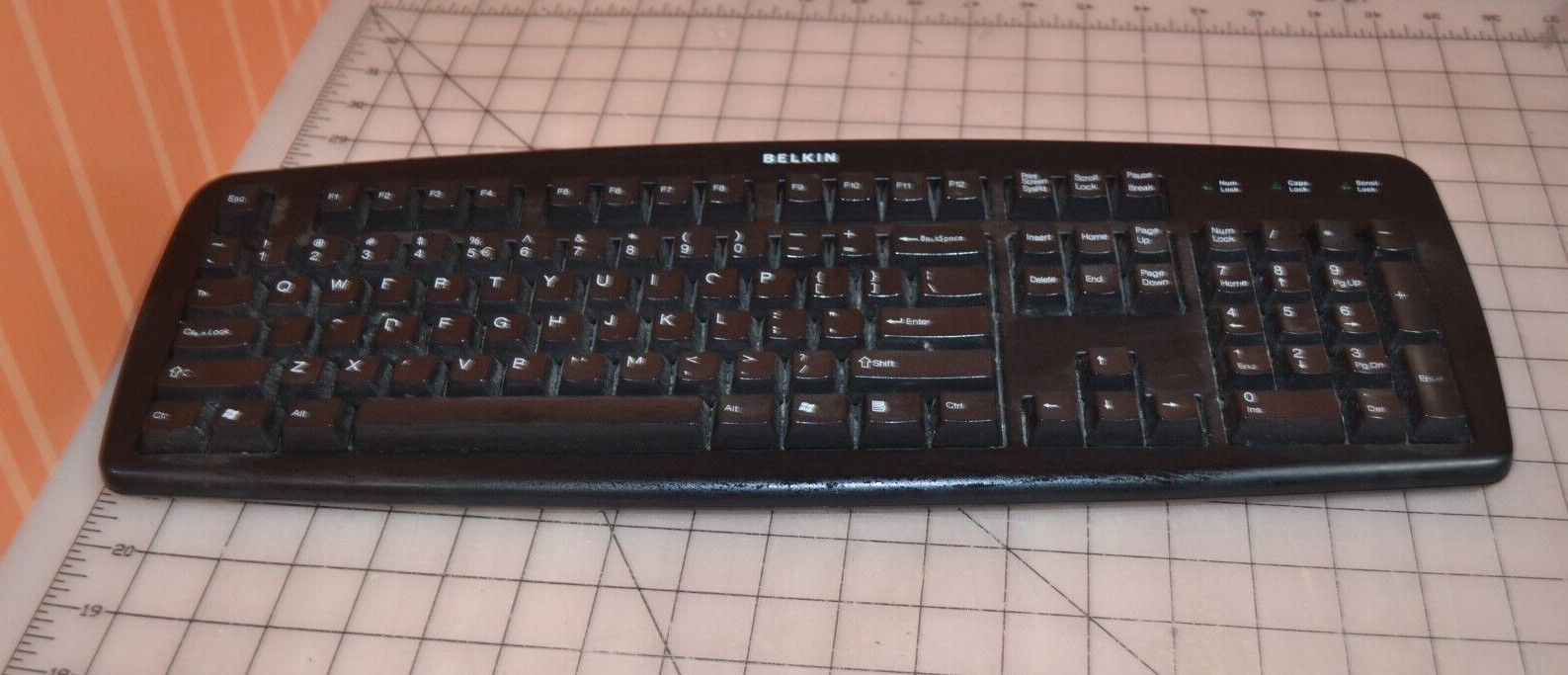 BERKIN Keyboard English Model F8E206-PS2 Replacement keys