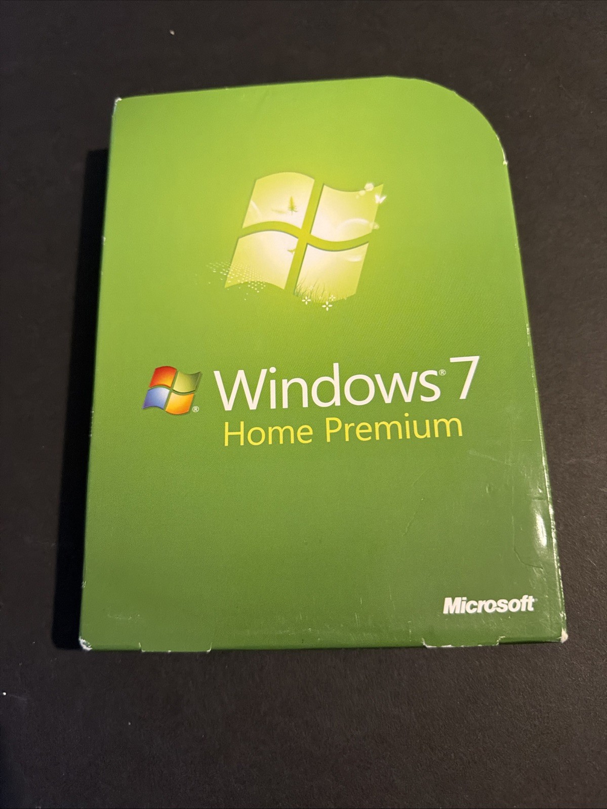 Microsoft Windows 7 Home Premium Full 32 Bit & 64 Bit DVD MS WIN =RETAIL BOX=