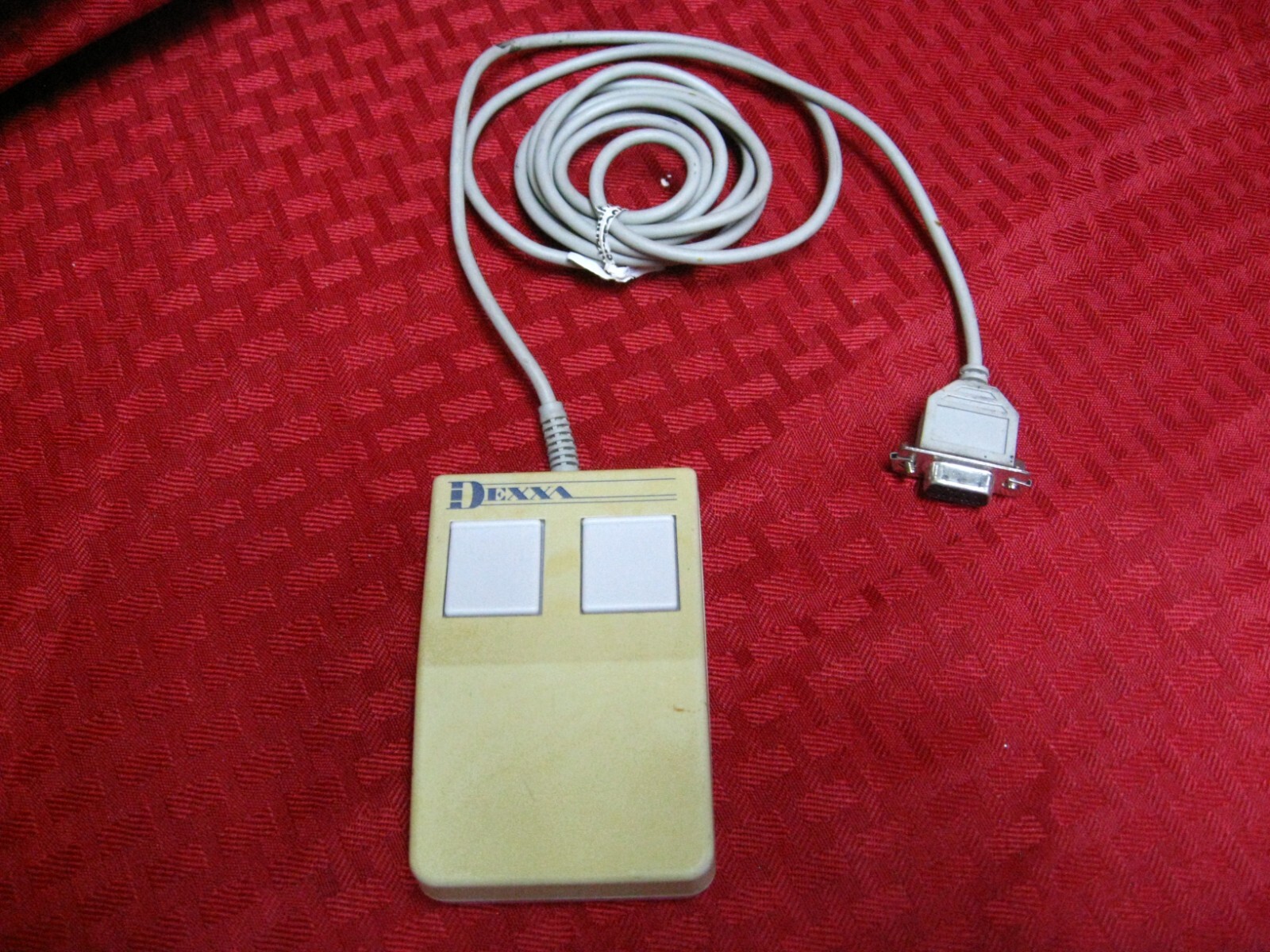 Vintage Computer ball Mouse Dexxa Two Button Square MB 92-9F serial db9