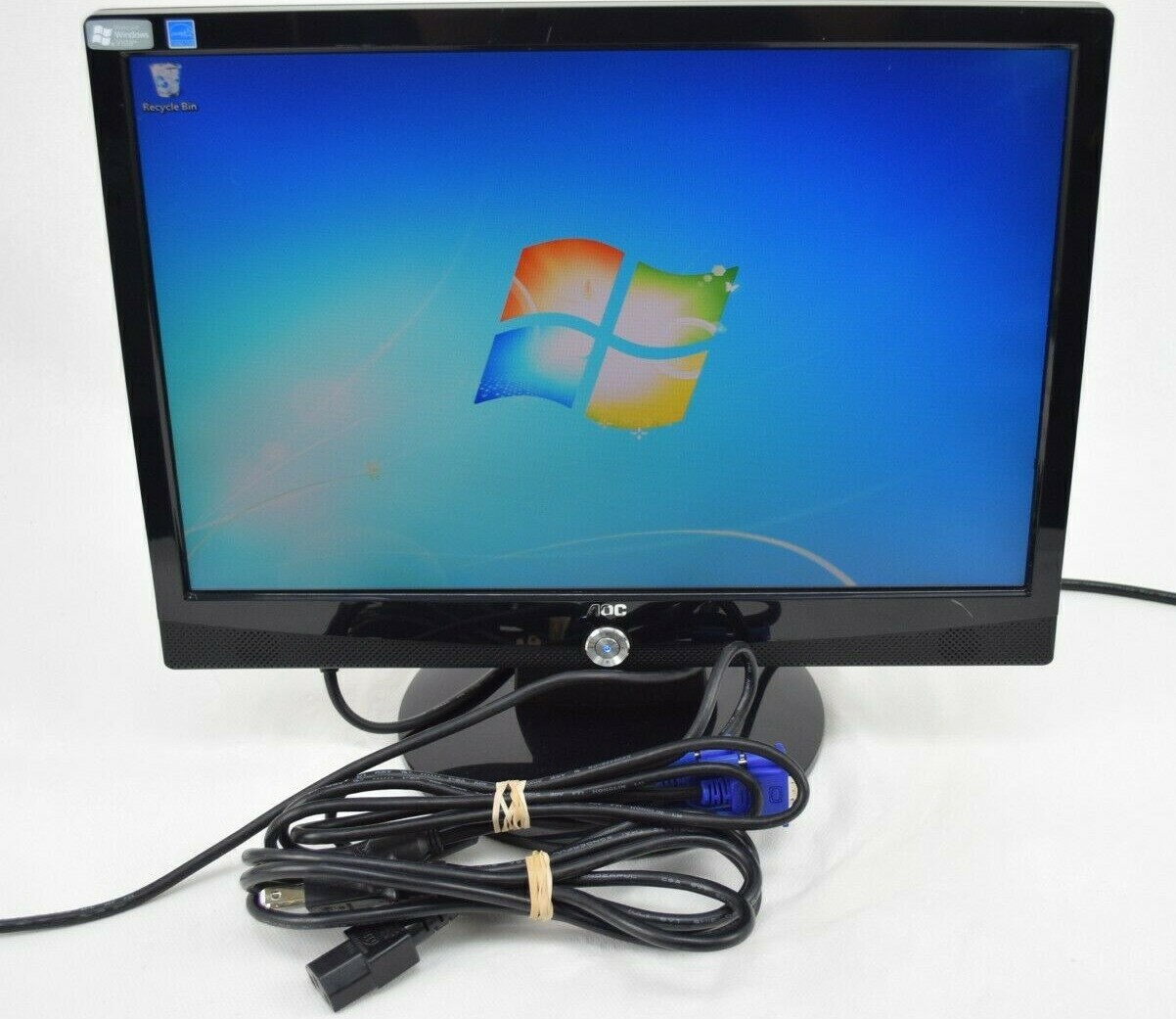 AOC 717Vwx 17" LCD Monitor VGA Grade B