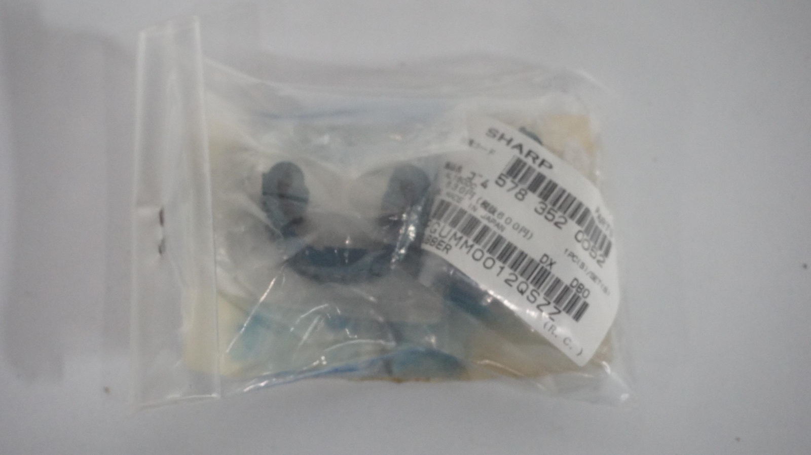 LOT OF 2 NEW SHARP PAPER PICKUP ROLLERS FOR AR-168D ALL IN ONE578 352 0052