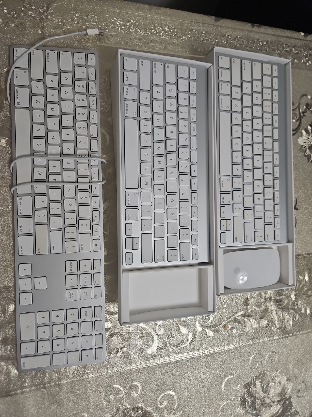 Lot Of 3 Apple Keboards (Untested- For Parts For Restoration Project)