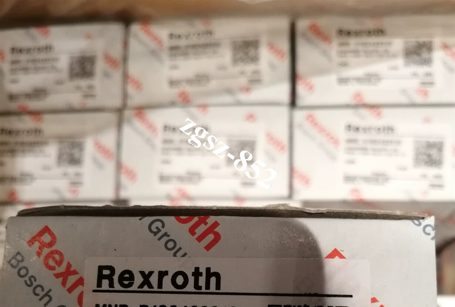 New Rexroth Slider R182432310 Fast Shipping FedEx or DHL