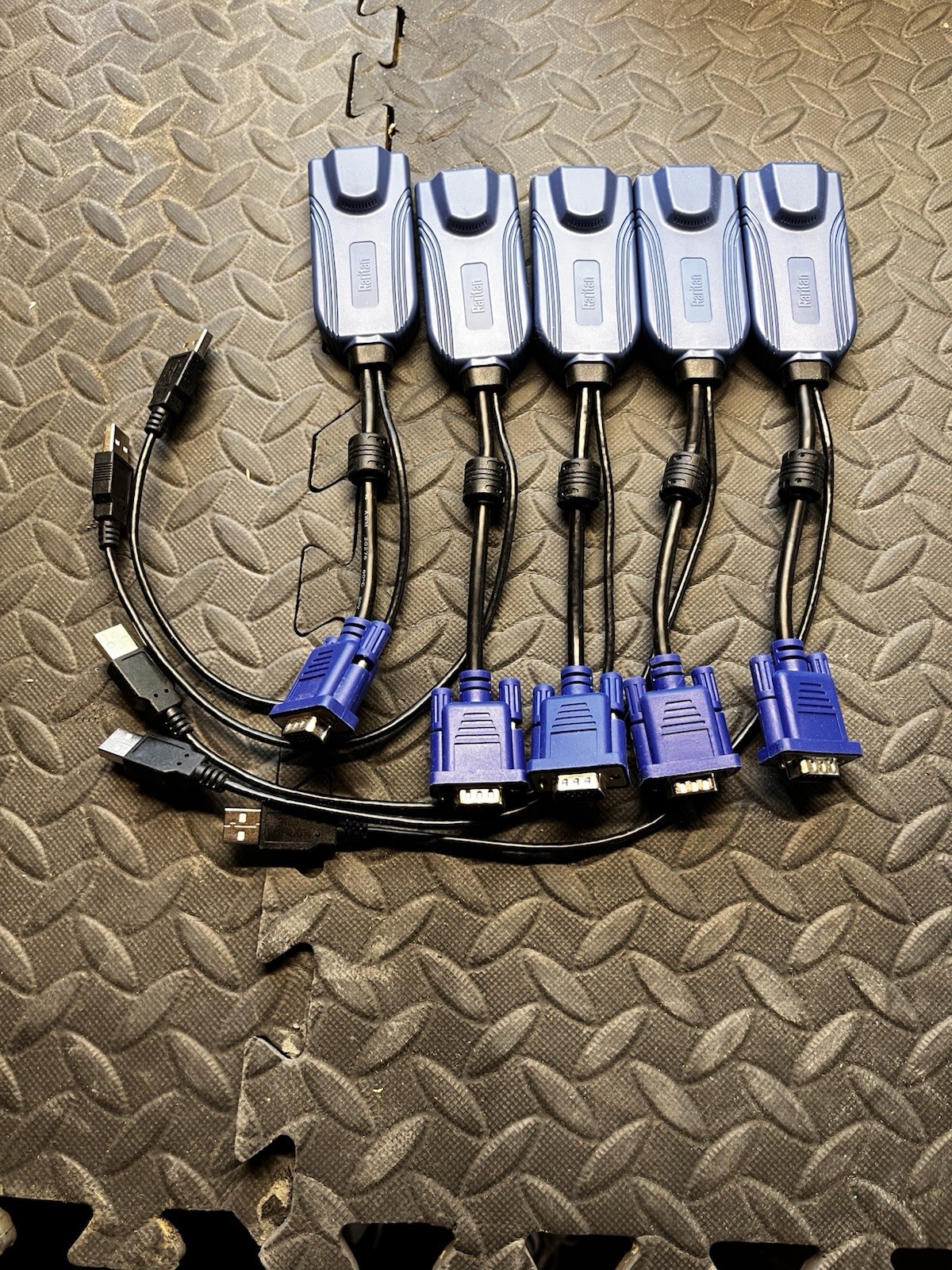 Lot of 5 Raritan D2CIM-VUSB KVM Switch Modules Pre Owned Tested Working