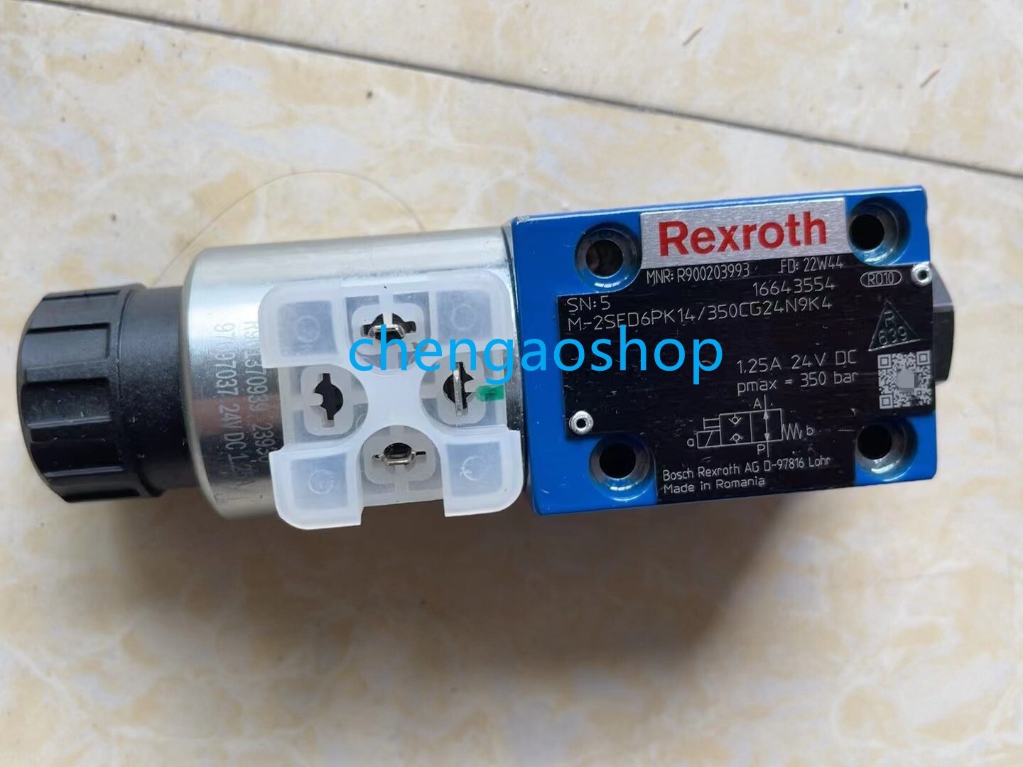 1PCS New Rexroth R900203993 M-2SED6PK1X/350CG24N9K4 valve (DHL/Fedex)