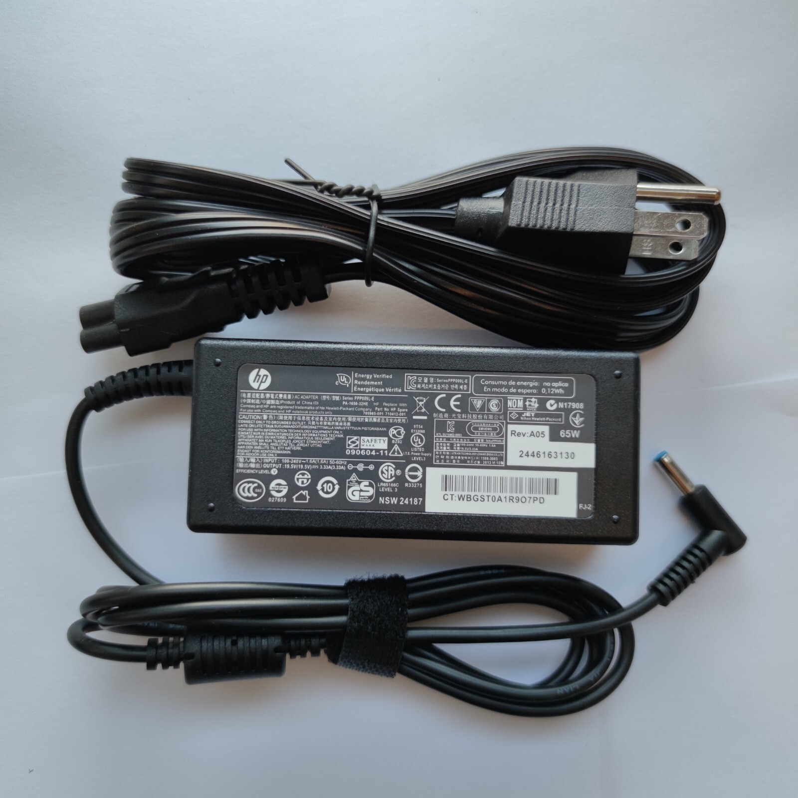 Genuine 65W blue tip AC Adapter Charger For HP Pavilion 710412-001 19.5V 3.33A