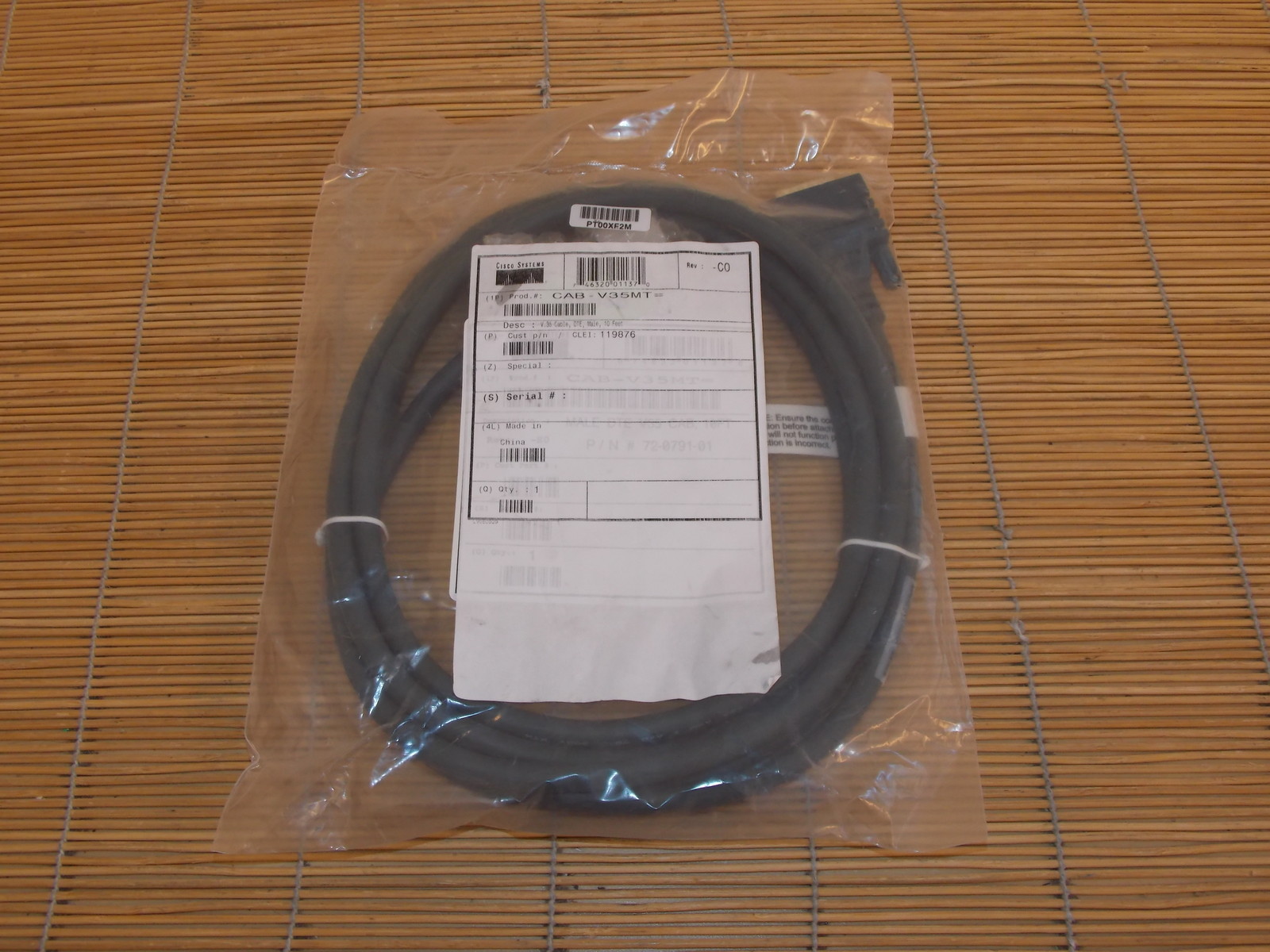 NEW Cisco CAB-V35MT ORIGINAL serial cable part number 72-0791-01 NEW