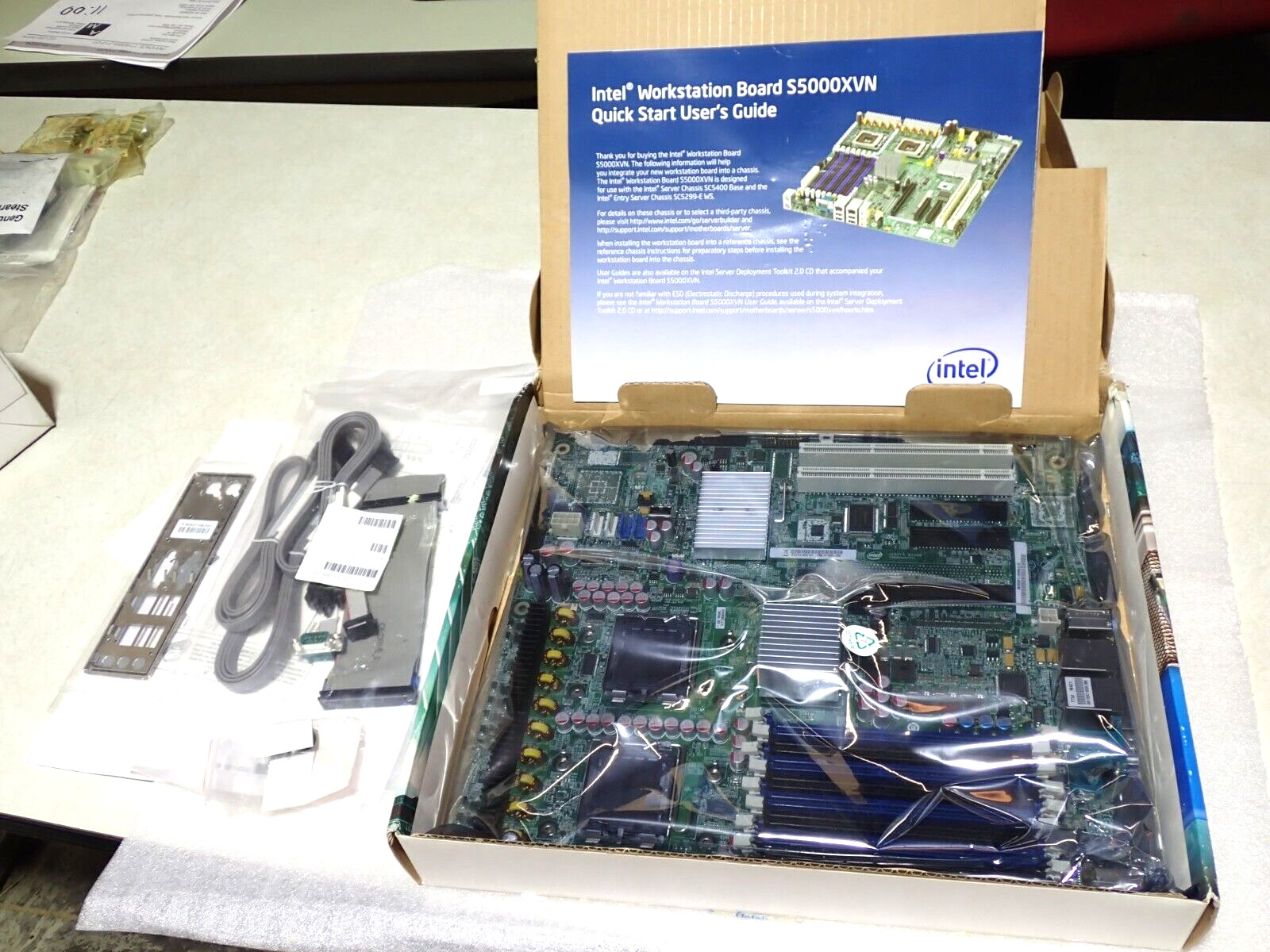 INTEL S5000VXN S5000VXNSATAR WORKSTATION SERVER BOARD NEW