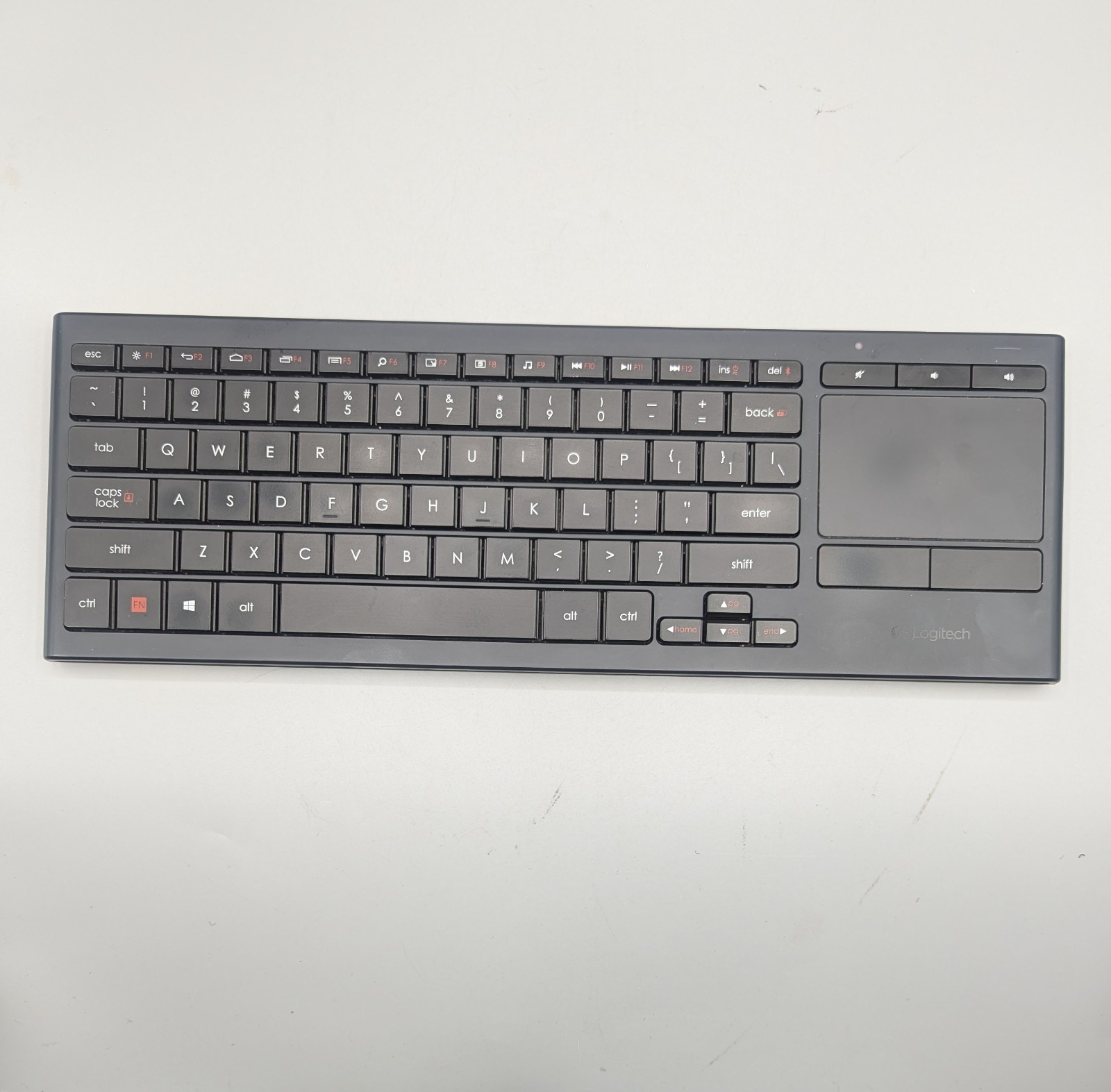 Logitech K830 Wireless Illuminated Keyboard Touchpad NO DONGLE